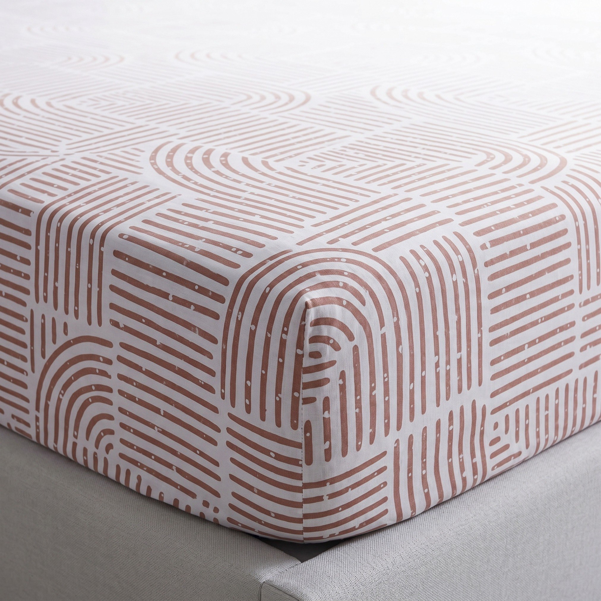Albania Forme Cotton Super Queen Fitted Sheet - 160x200+25 cm-hbxhomeware-hbxbedroom-image-1