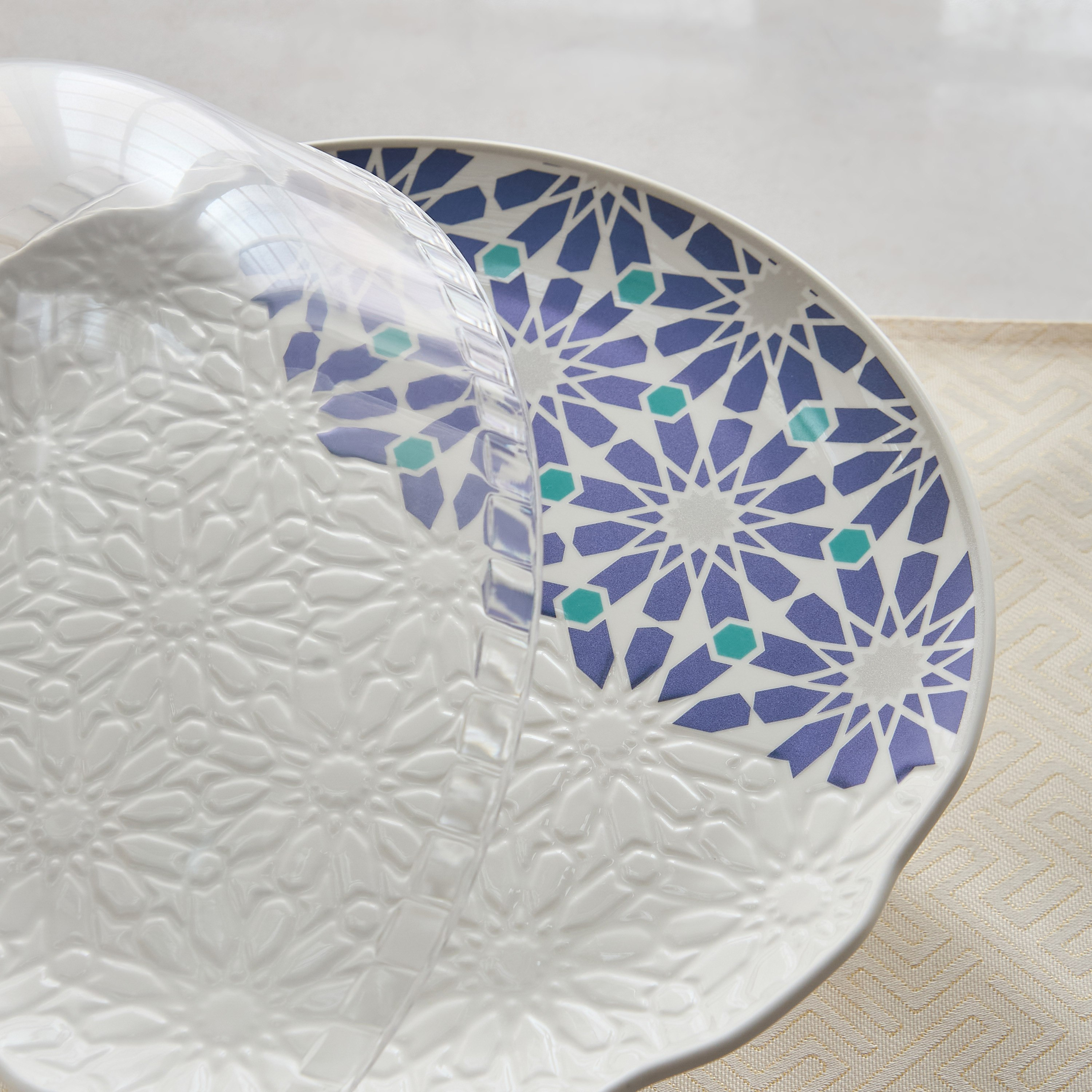 Orchid 11-inch Cake Stand with Lid and Server-hbxdecorandfurnishings-tabletop-serveware-image-4