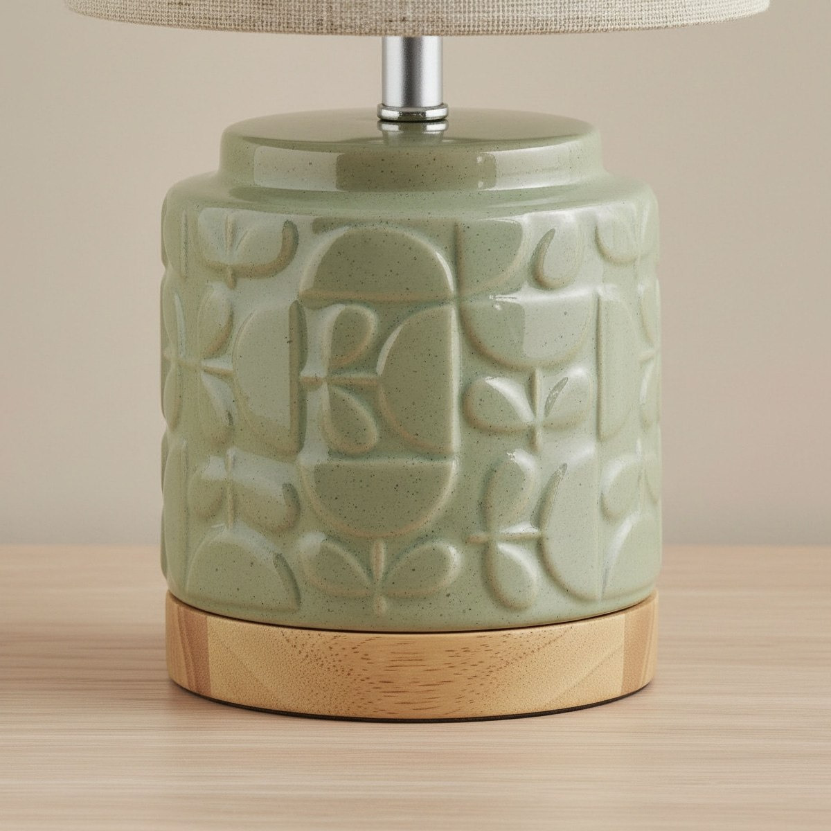 مصباح طاولة سيراميك عاكس ولامع مع غطاء كتان من أمالفي - 39x18 سم-hbxlivingroom-lighting-tablelamps-image-4