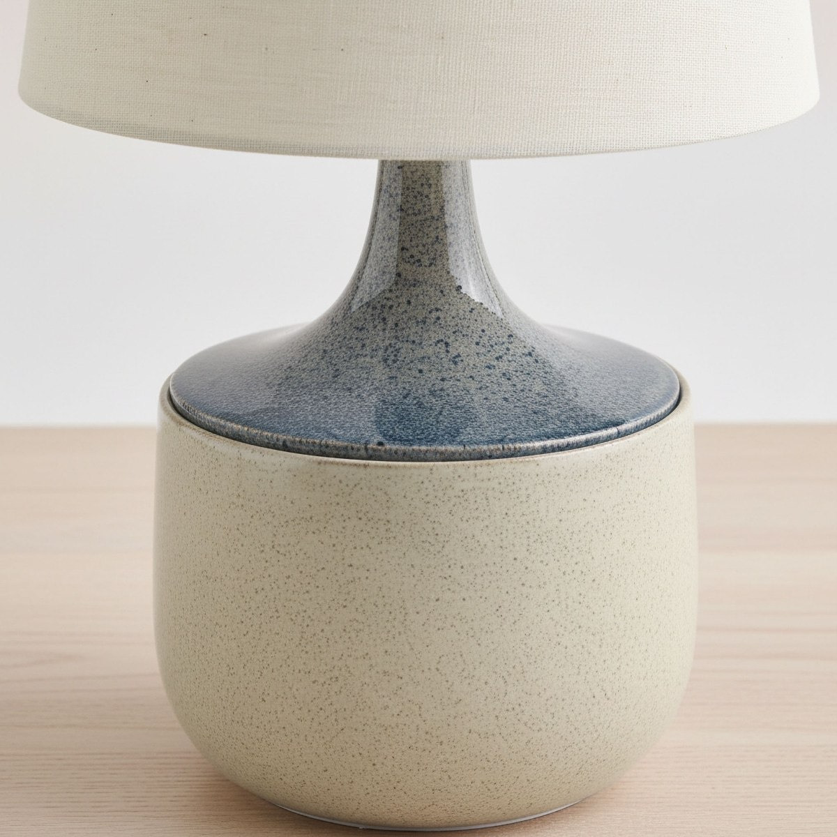 Amalfi Reactive Glazed Ceramic Table Lamp with Linen Shade - 47.5x28 cm-hbxlivingroom-lighting-tablelamps-image-4