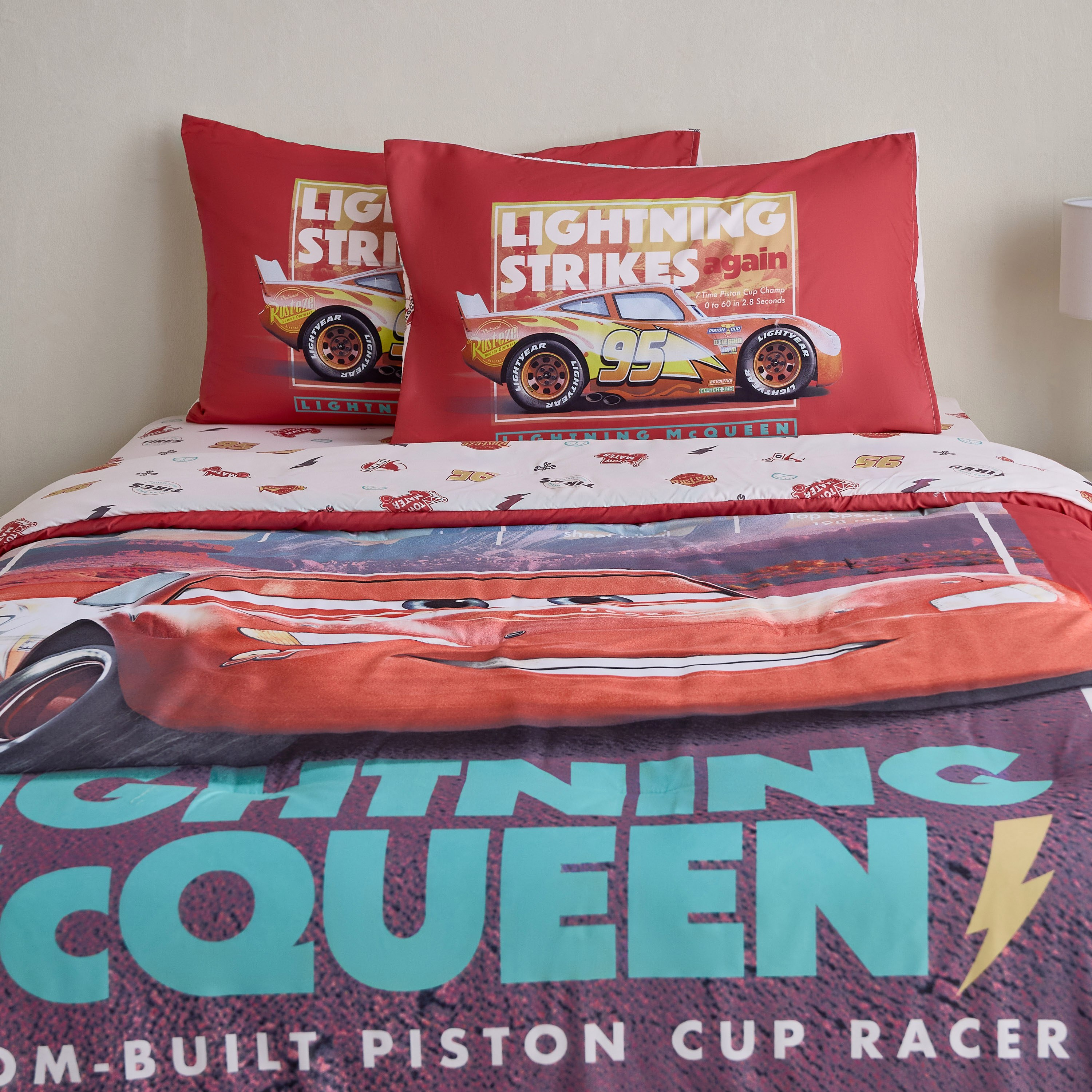 Cars McQueen Microfiber BIAB 3-Piece Twin Comforter Sheet Set - 160x220 cm-hbxkidsandyouth-beddingandfurnishings-comfortersets-image-2