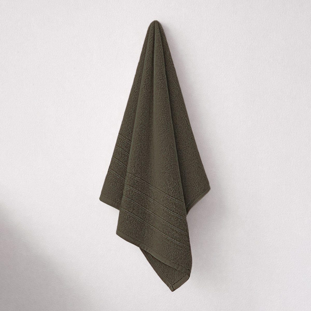 Covara Vision 2-Ply Cotton Bath Towel - 70x140 cm-hbxbathroom-bathroomtextiles-image-2