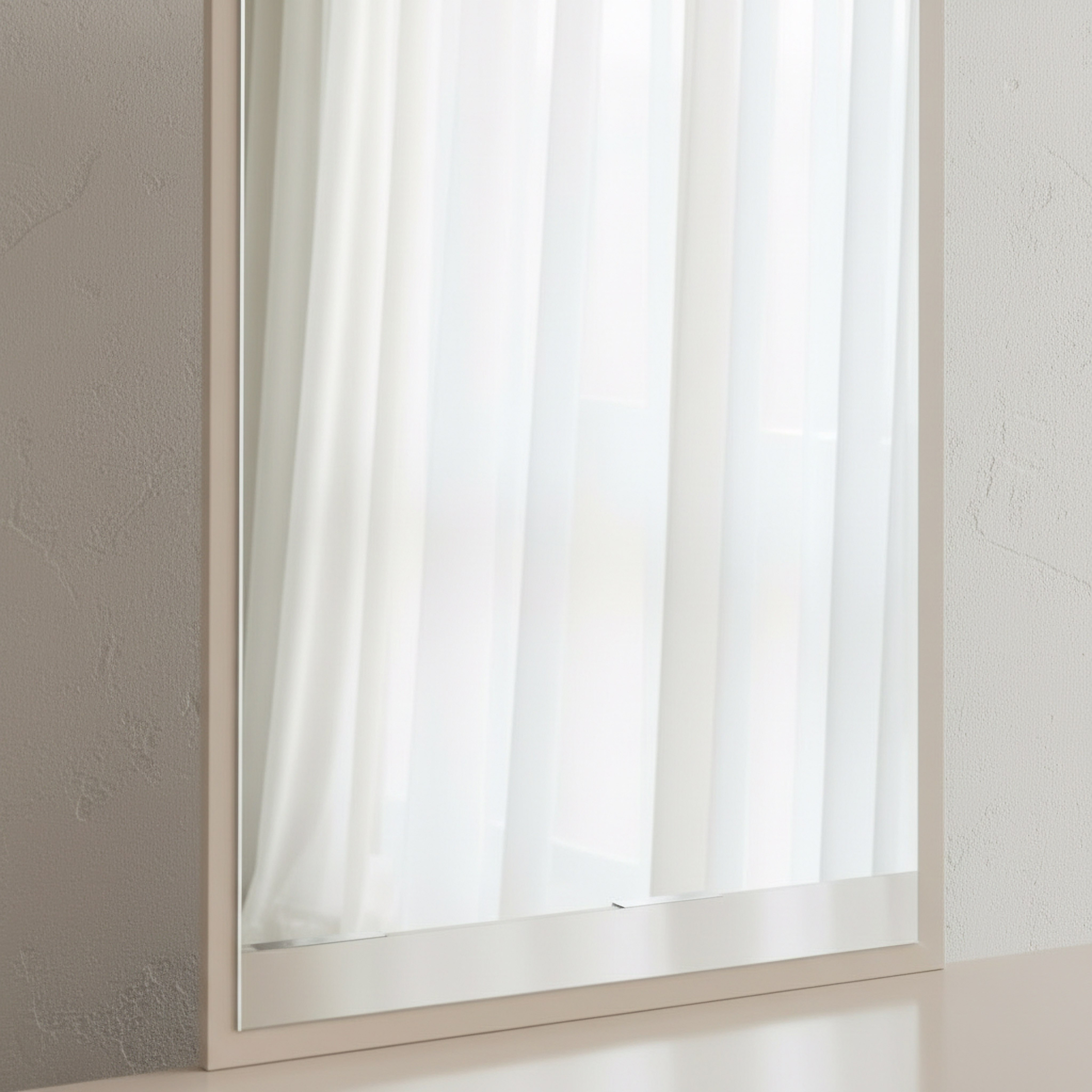 Venice Mirror for Dressers-PROMO_HB_UAE_HBX10_250526-image-2