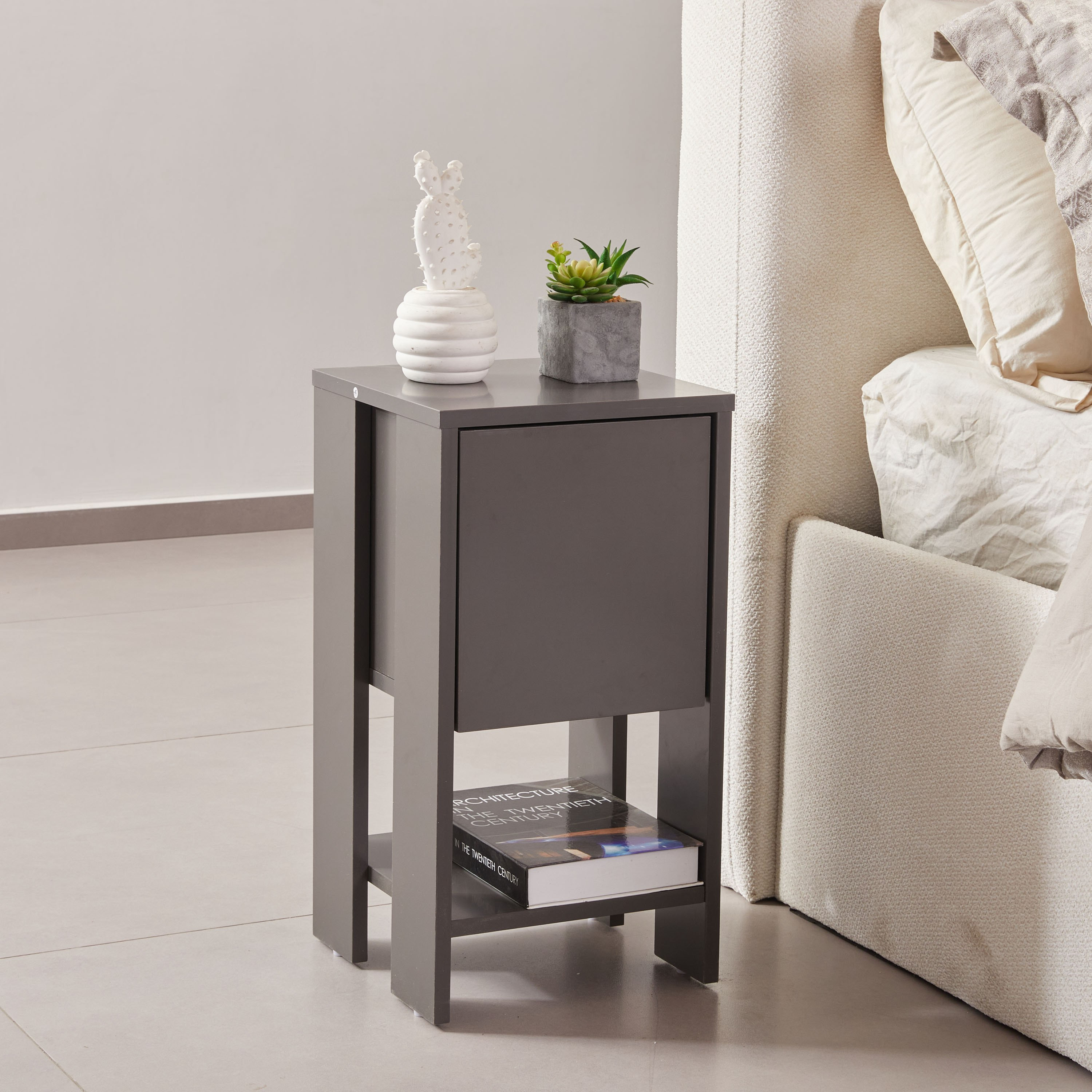 Modulix Bastian Nightstand-PROMO_HB_UAE_HBX10_250526-image-1