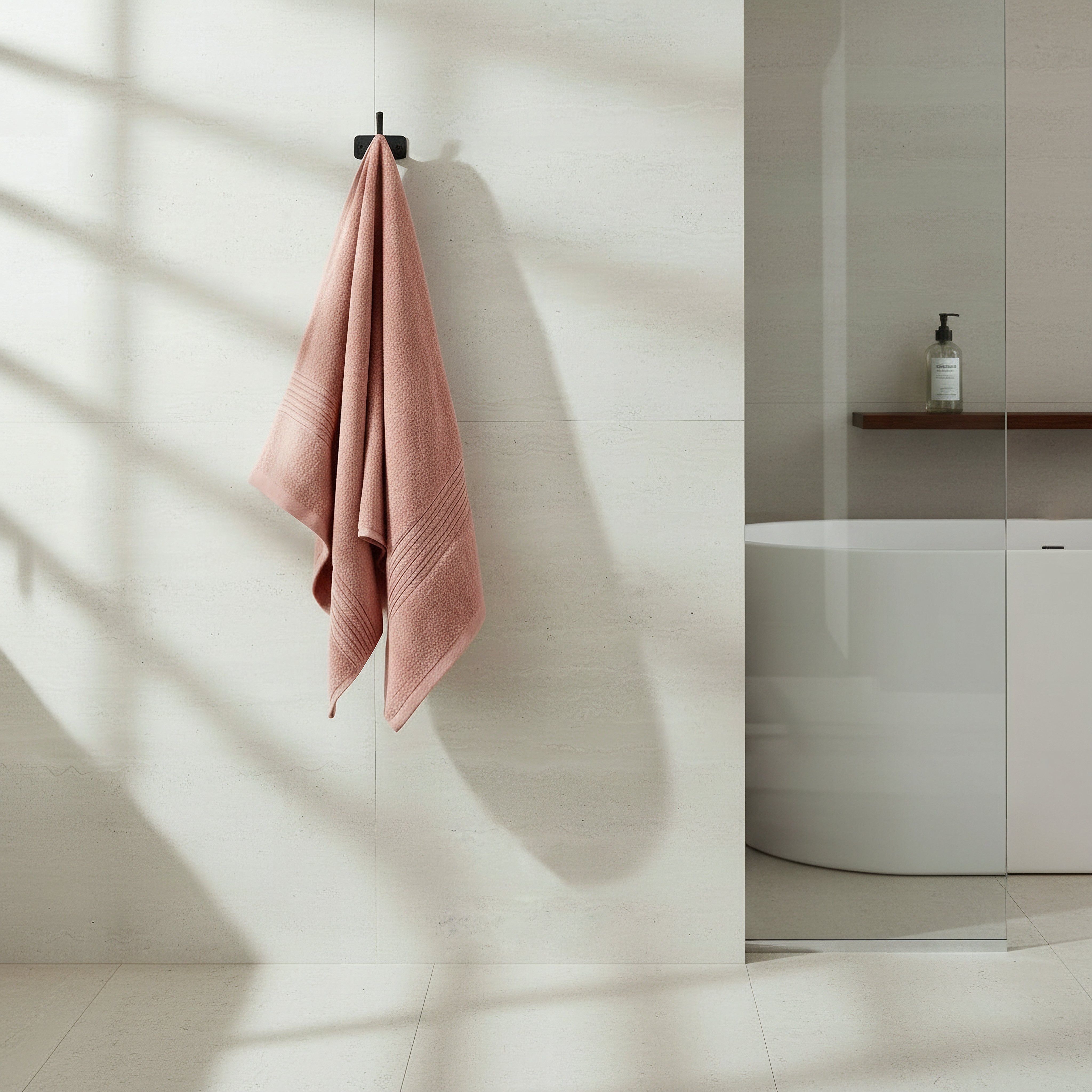 منشفة يد ممشطة من إسنشيال - 50x90 سم-hbxbathroom-bathroomtextiles-image-4