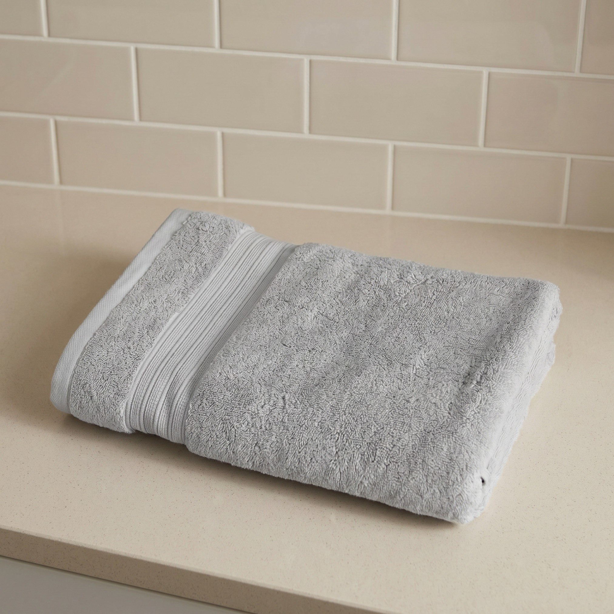 Air Rich Fade Resistant Bath Towel - 70x140 cm-hbxbathroom-bathroomtextiles-image-1
