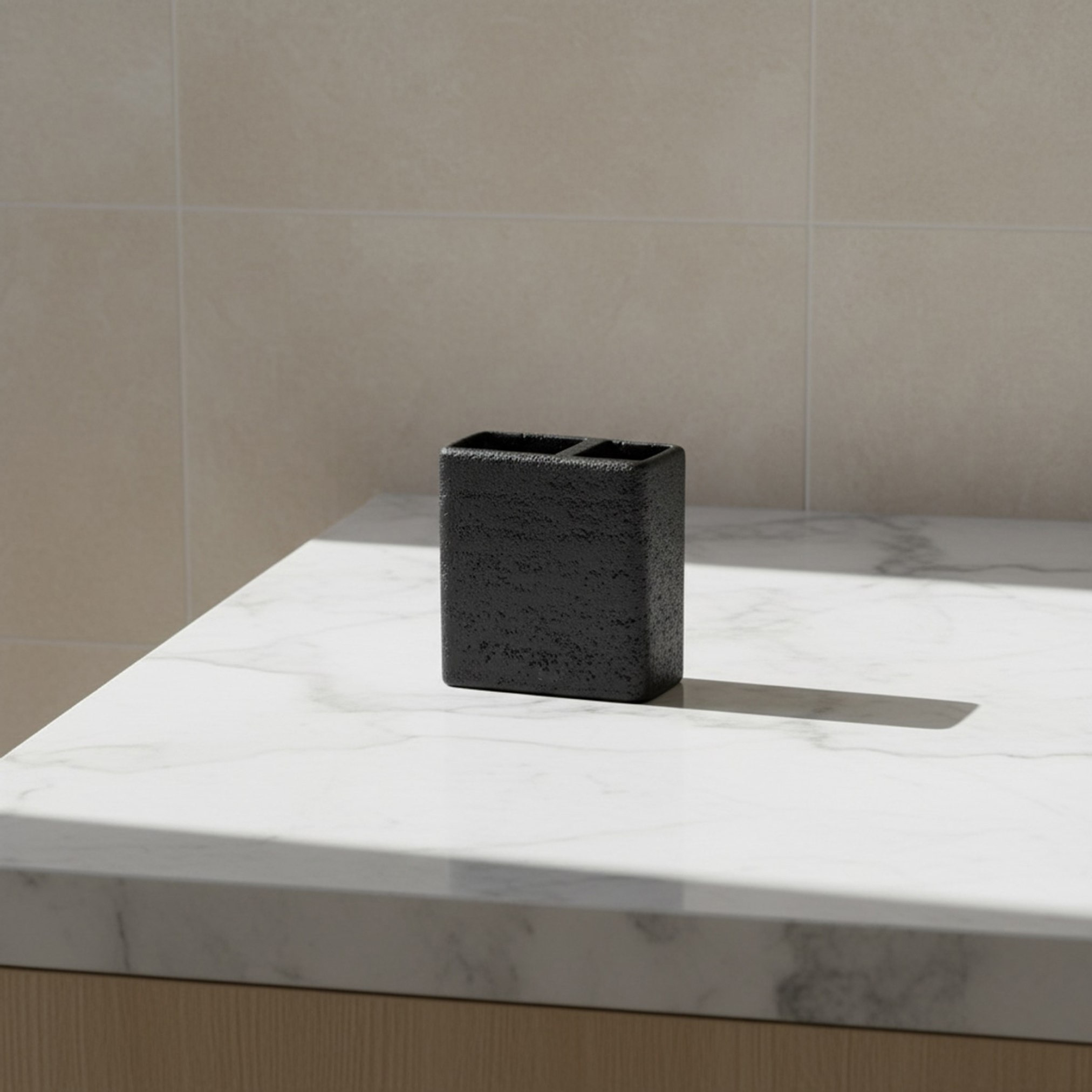 Whyton Saga Resin Toothbrush Holder - 11x5.5x11 cm-hbxdecorandfurnishings-bathroomaccessories-bathroomsets-image-1