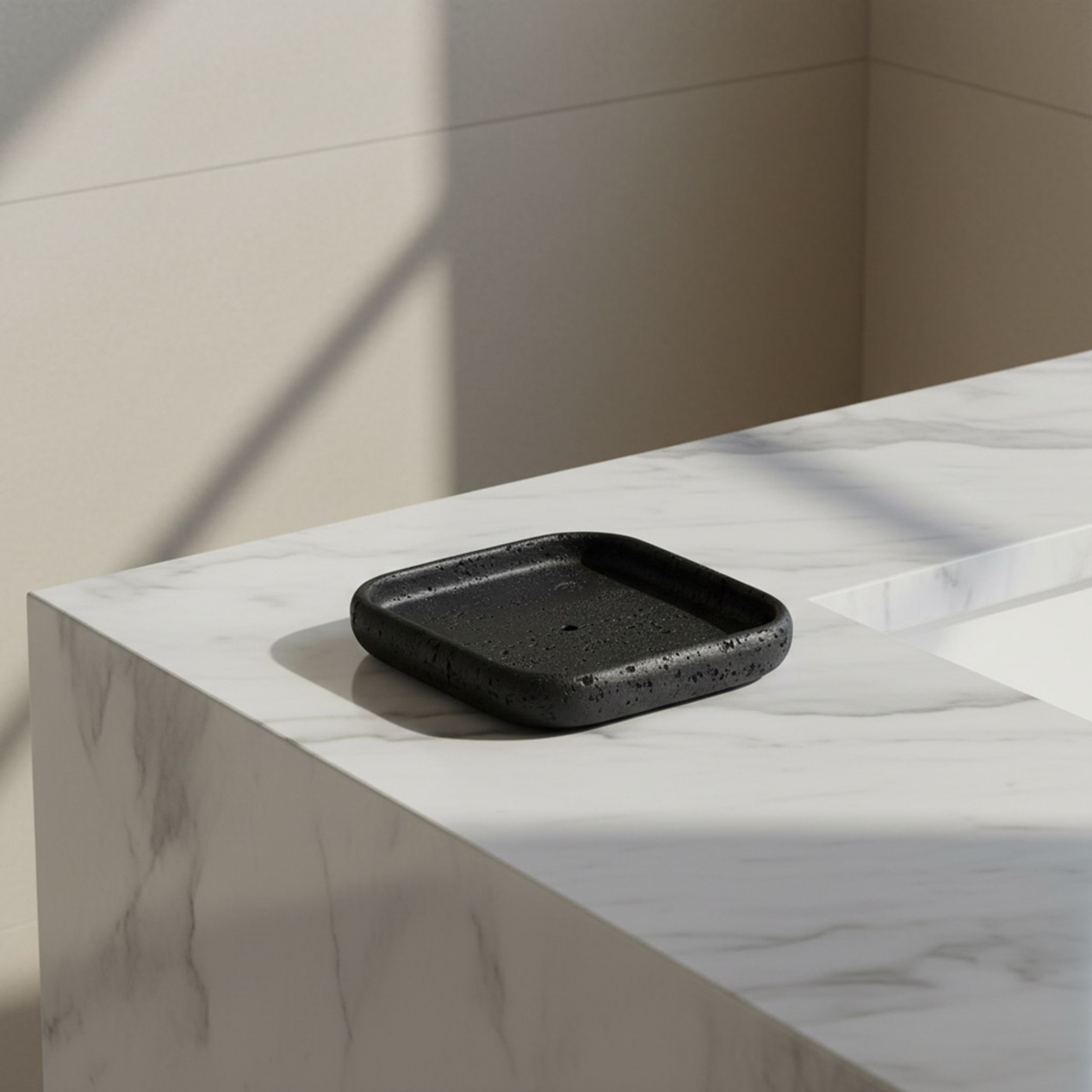 Whyton Saga Resin Soap Dish - 11.3x1.5x11.3 cm-hbxdecorandfurnishings-bathroomaccessories-bathroomsets-image-1