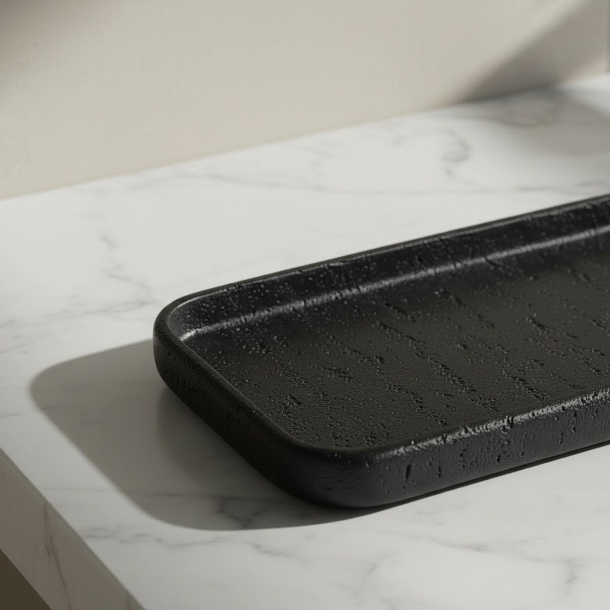 Whyton Saga Resin Towel Tray - 27.5x2x14 cm-hbxdecorandfurnishings-bathroomaccessories-bathroomsets-image-3