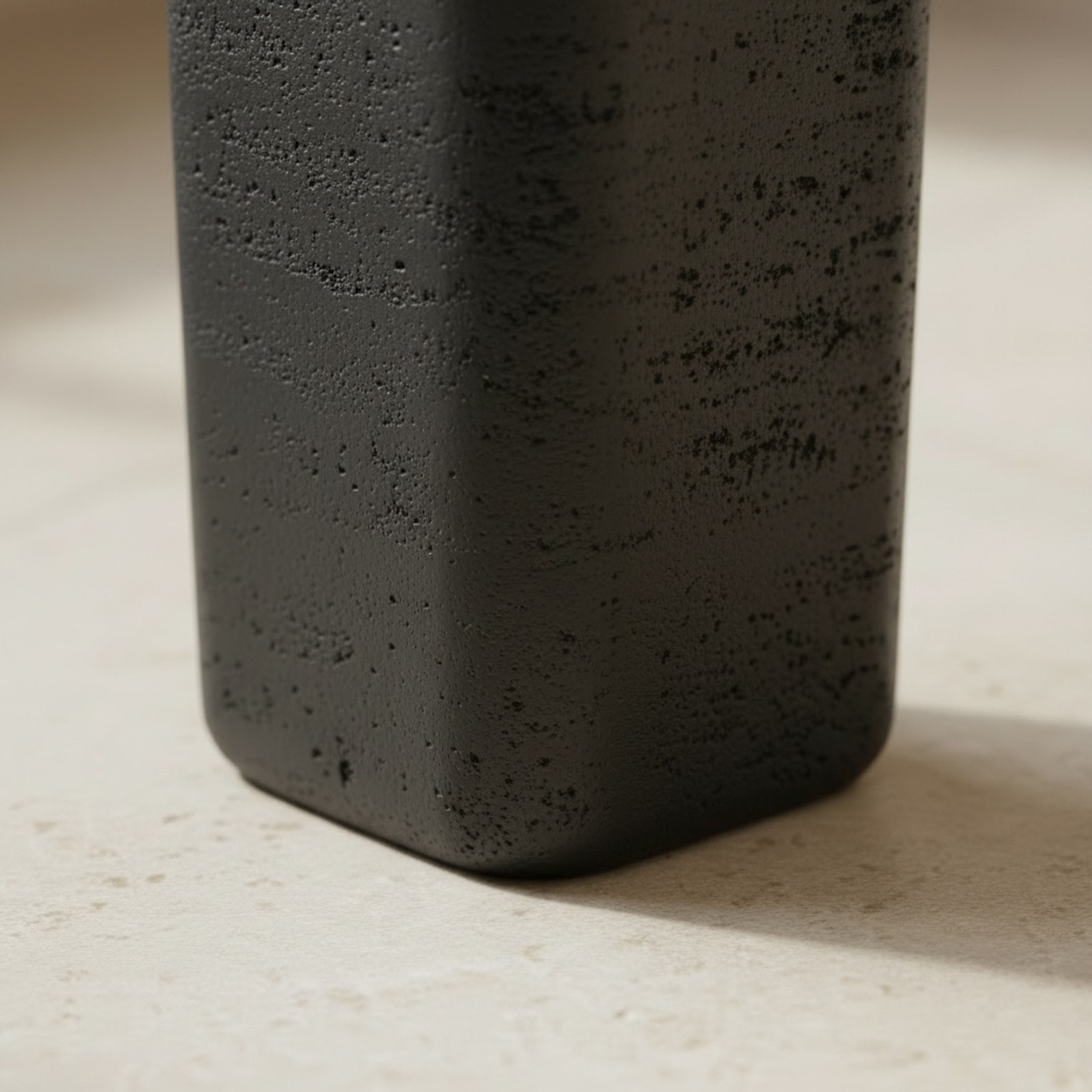 Whyton Saga Resin Toilet Brush Holder - 10x10x17 cm-hbxdecorandfurnishings-bathroomaccessories-bathroomsets-image-3