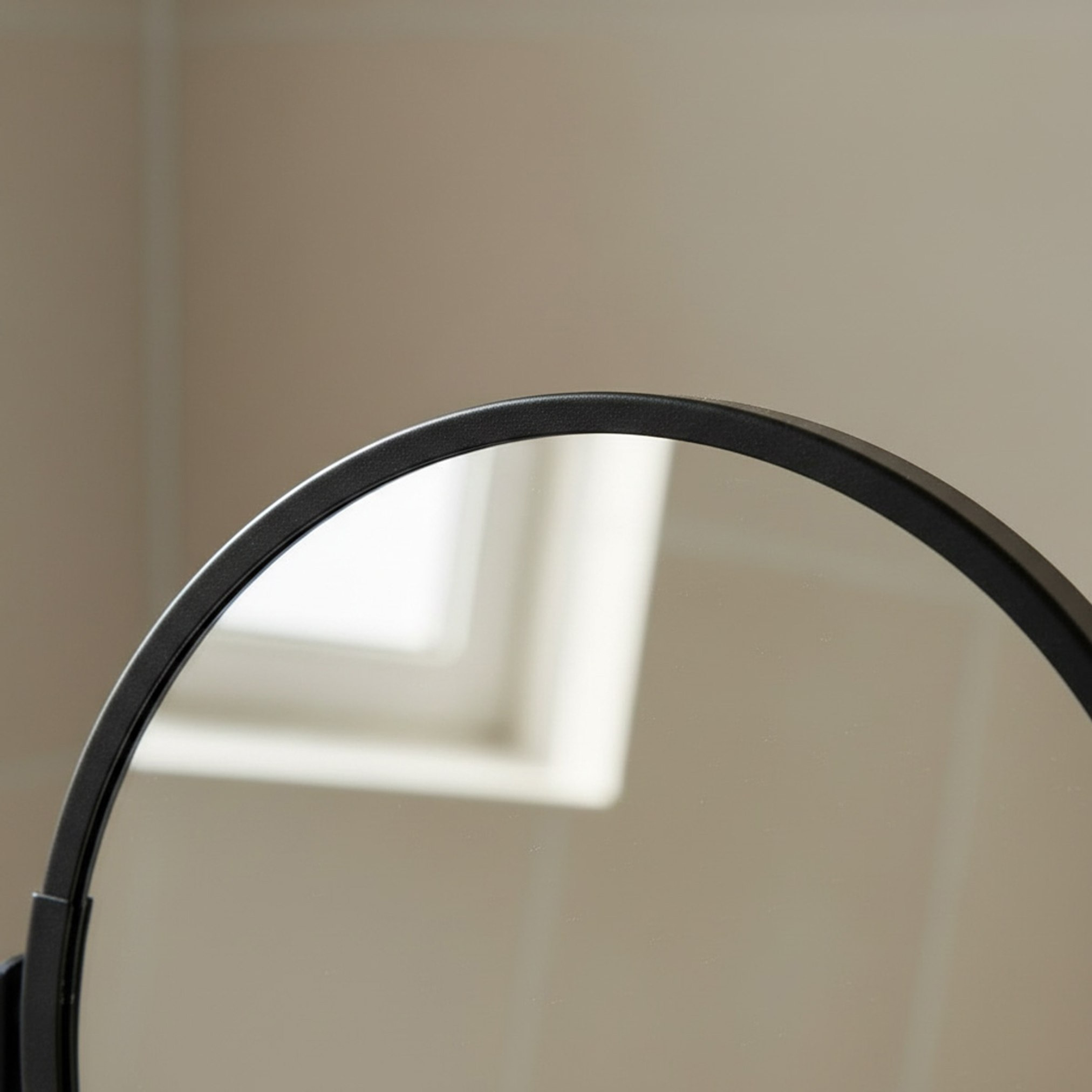Whyton Saga Resin Table Mirror - 18x12.5x24 cm-hbxdecorandfurnishings-bathroomaccessories-bathroomsets-image-2