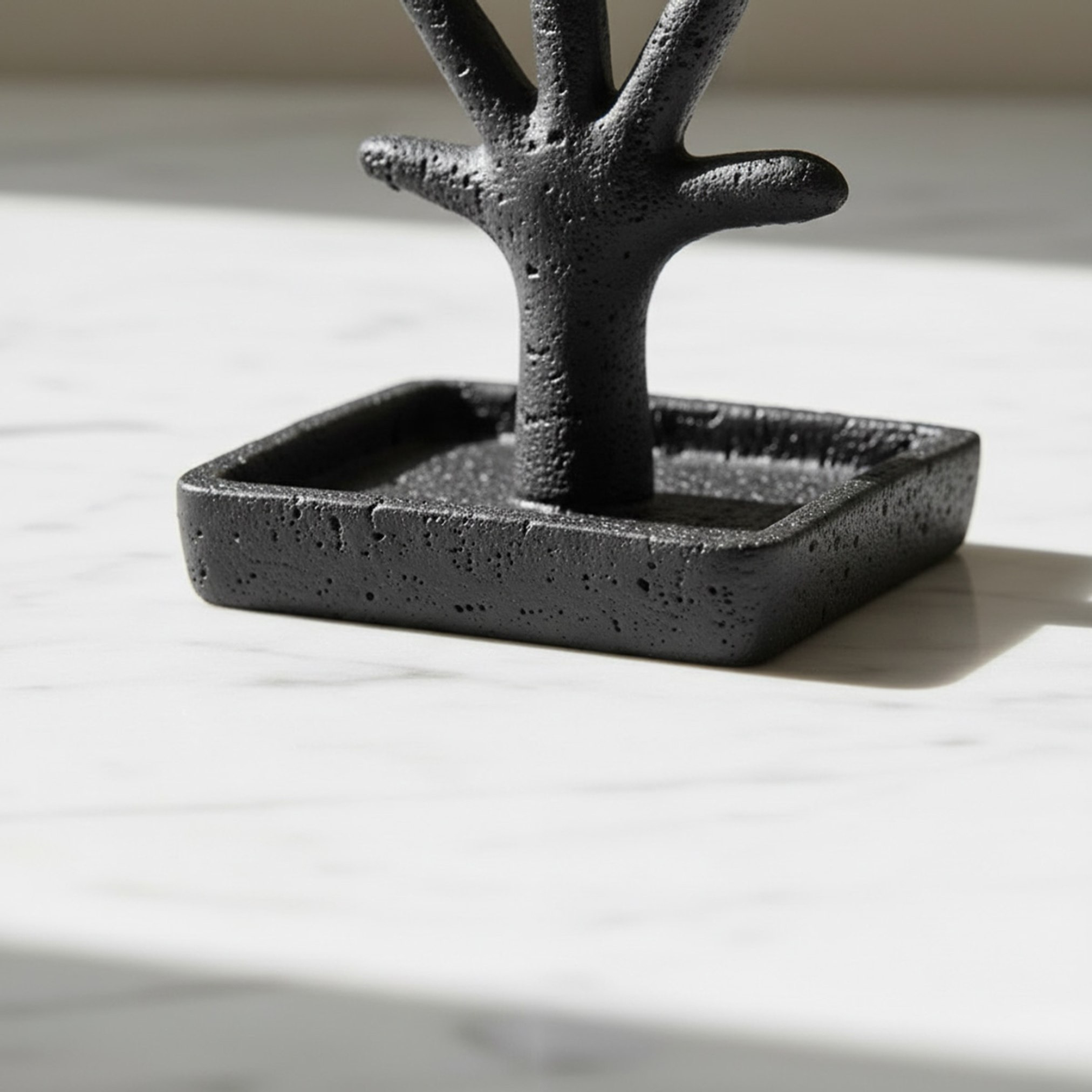 Whyton Saga Resin Jewellery Holder - 10x10x10 cm-hbxbedroom-bedroomaccessories-jewelleryboxesandholders-image-3
