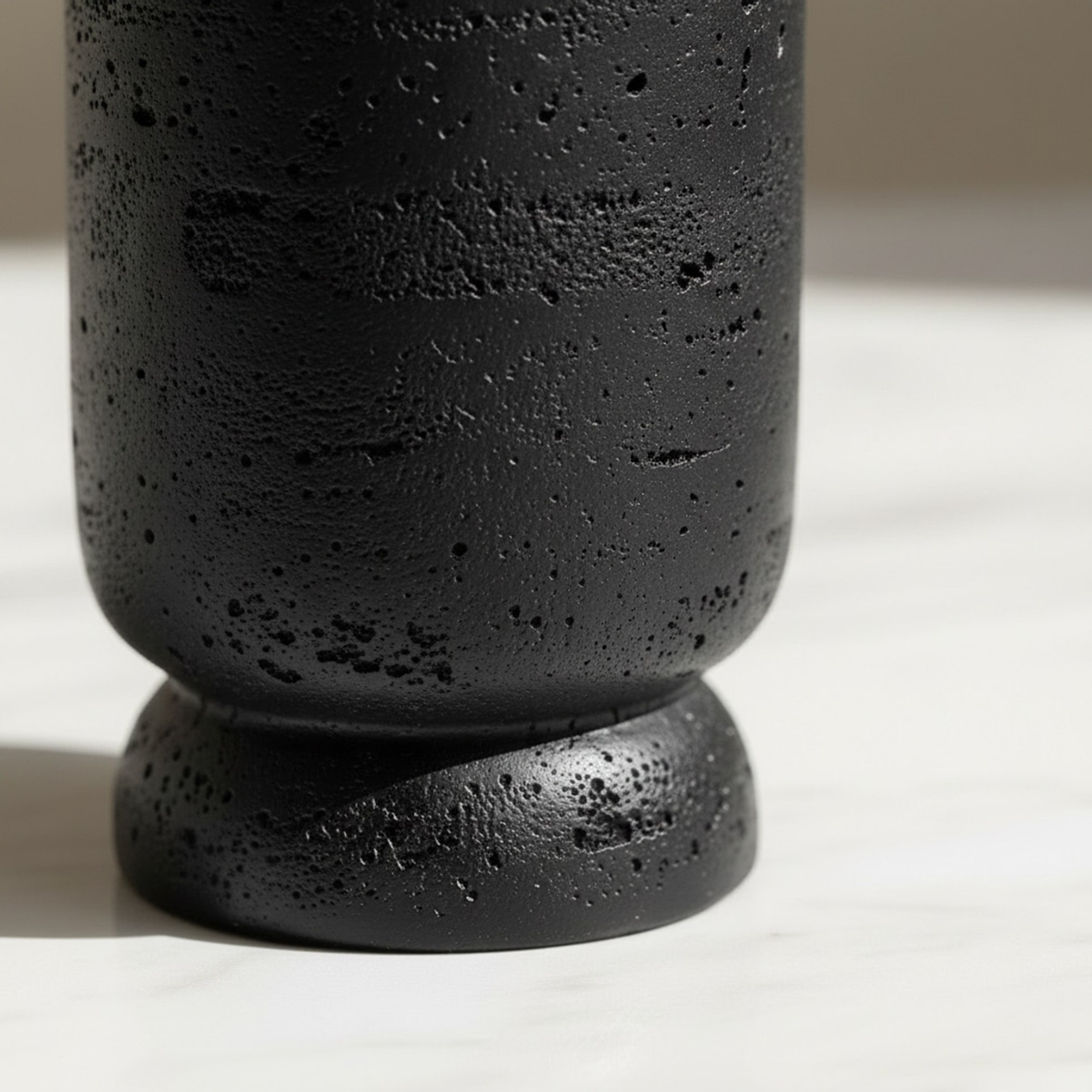 Whyton Saga Decor Polyresin Oud Burner - 9x9x12 cm-hbxbedroom-homefragrance-oilburners-image-3
