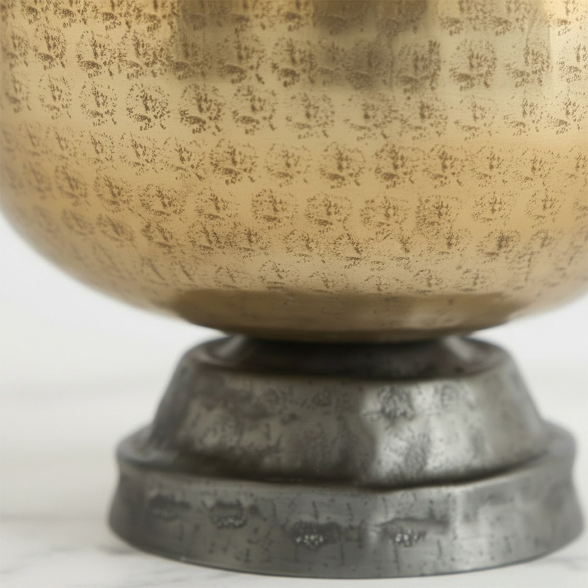 Aurum Ausie Atelier Decorative Footed Bowl - 29x28x19 cm-hbxdecorandfurnishings-homeaccessories-bowls-image-3