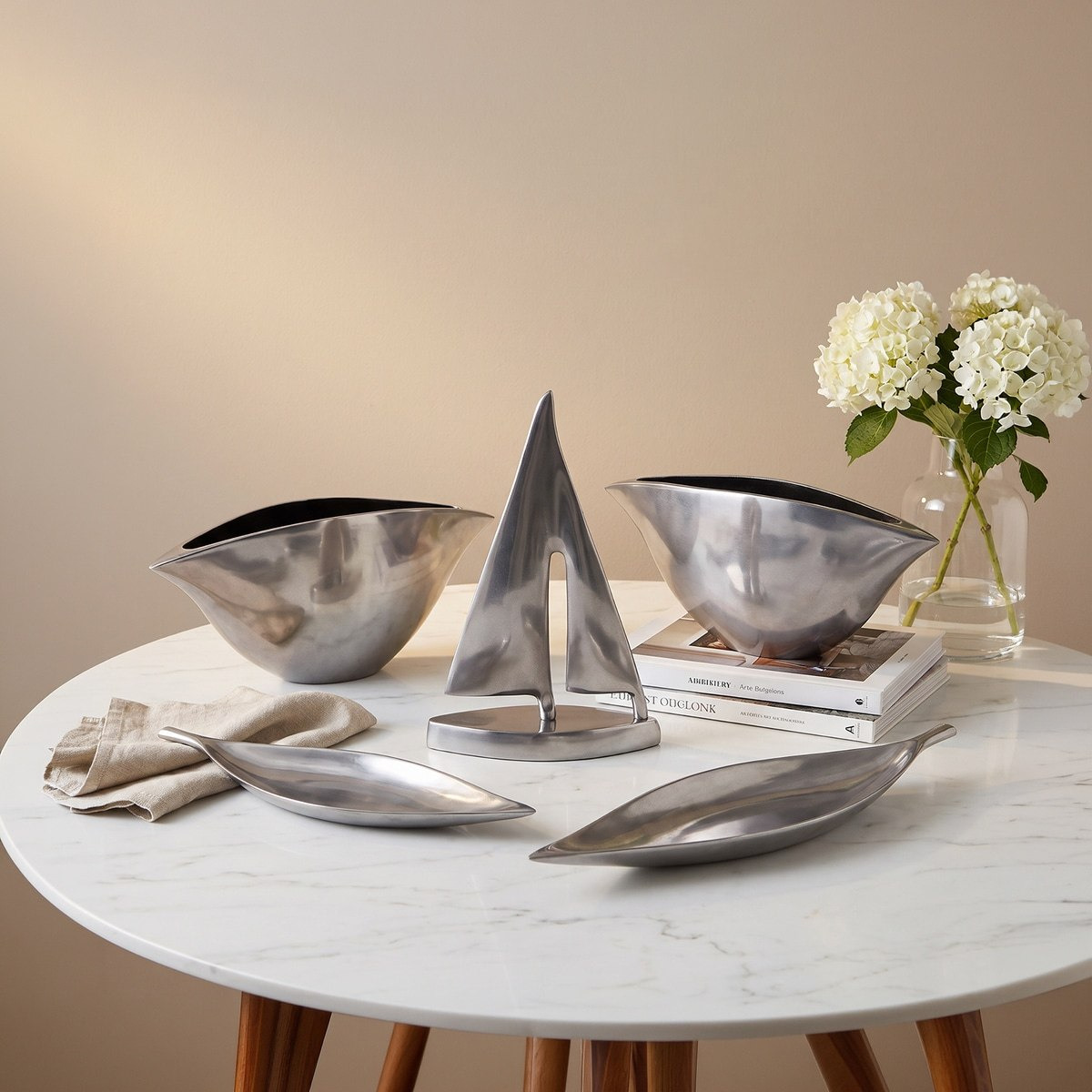 Ausie Elemente Aurum Decorative Vase - 40x7x19 cm-hbxbedroom-decorandaccessories-vases-image-4