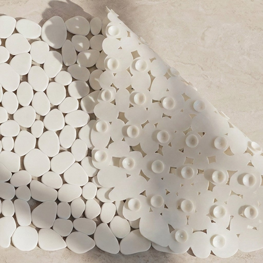 Sachet Anti Slip PVC Bathtub Mat - 35x67 cm-hbxbedroom-floorcoverings-bathmats-image-3