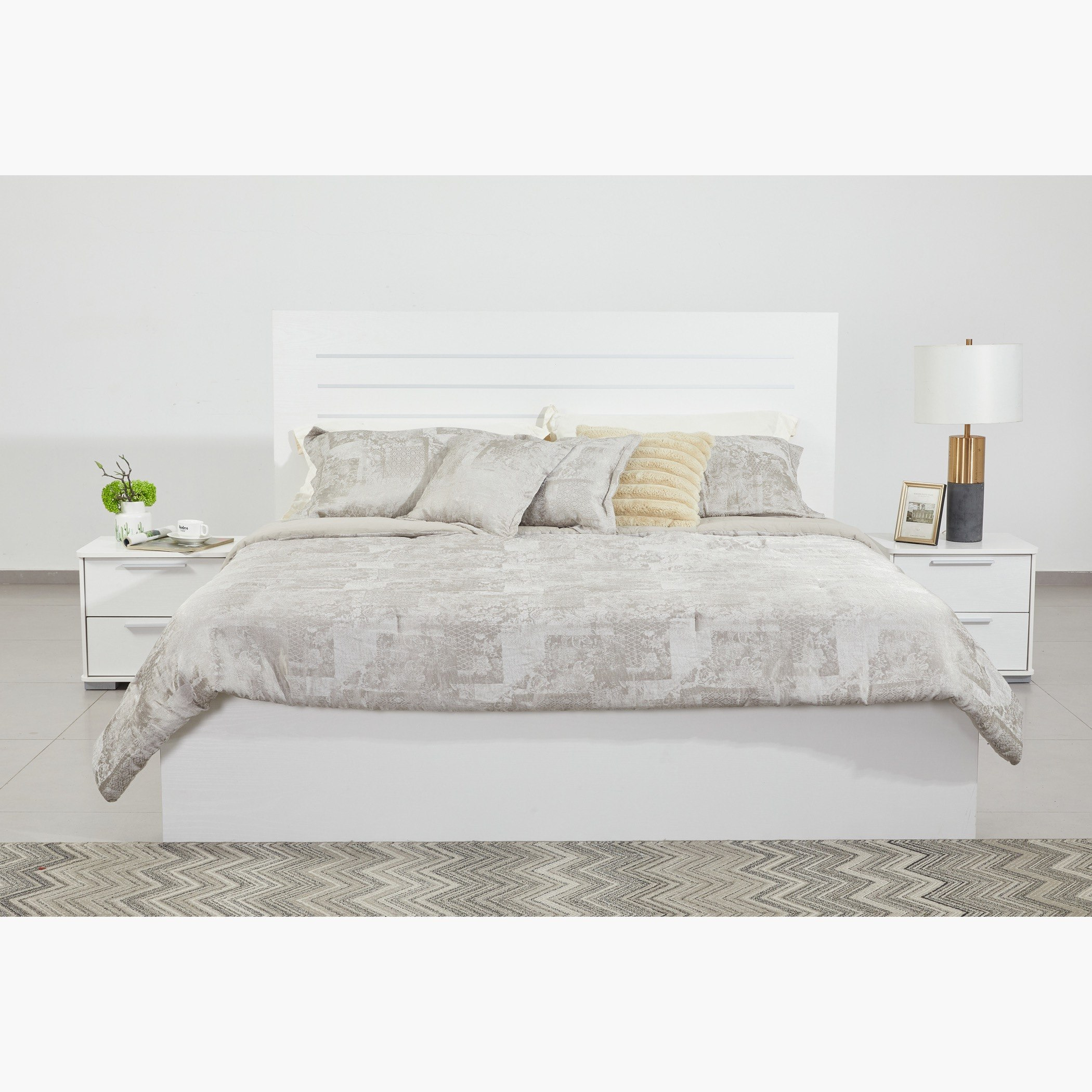 Frankfurt Patara King Bed - 180x200 cm-hbxfurniture-bedsandbedsets-beds-king-image-1