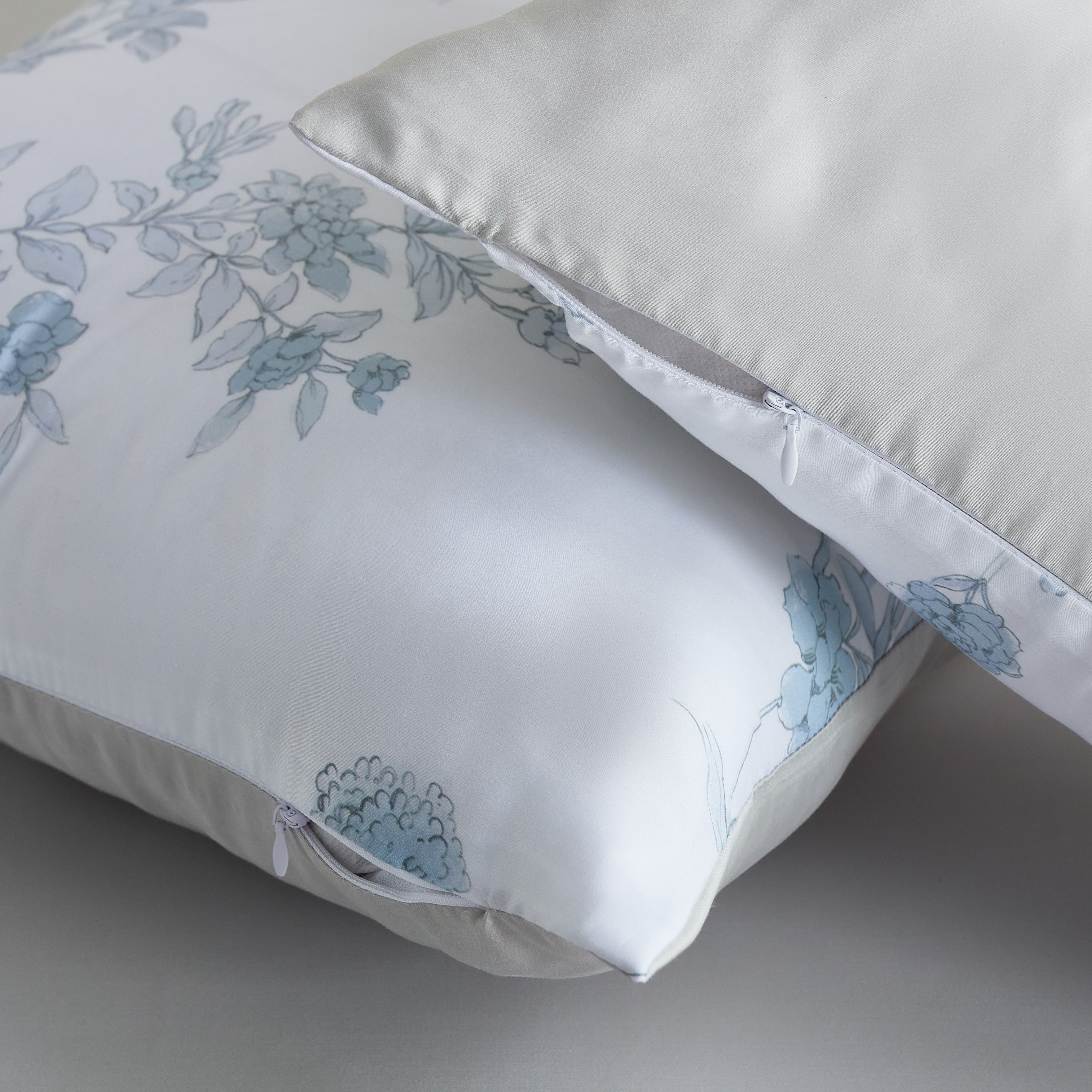 طقم لحاف كينج تنسل 7 قطع بعدد خيوط 300 وطبعات مارفيلا من تنسل بليس - 220x240 سم-hbxhomeware-hbxbedroom-image-8
