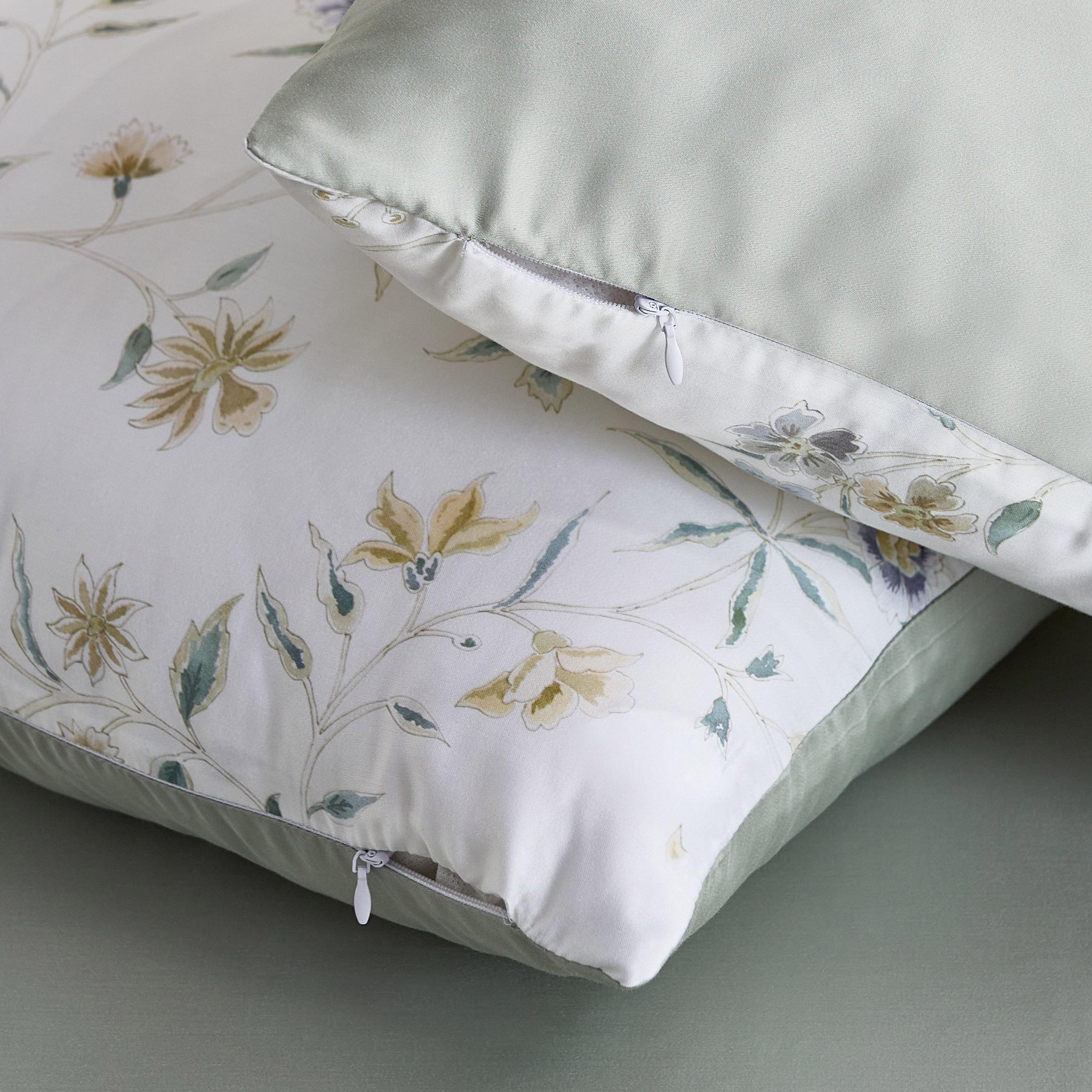 Tencelbliss 7-Piece 300 Thread Count Tencel Petaline King BIAB Set - 220x240 cm-hbxhomeware-hbxbedroom-image-8
