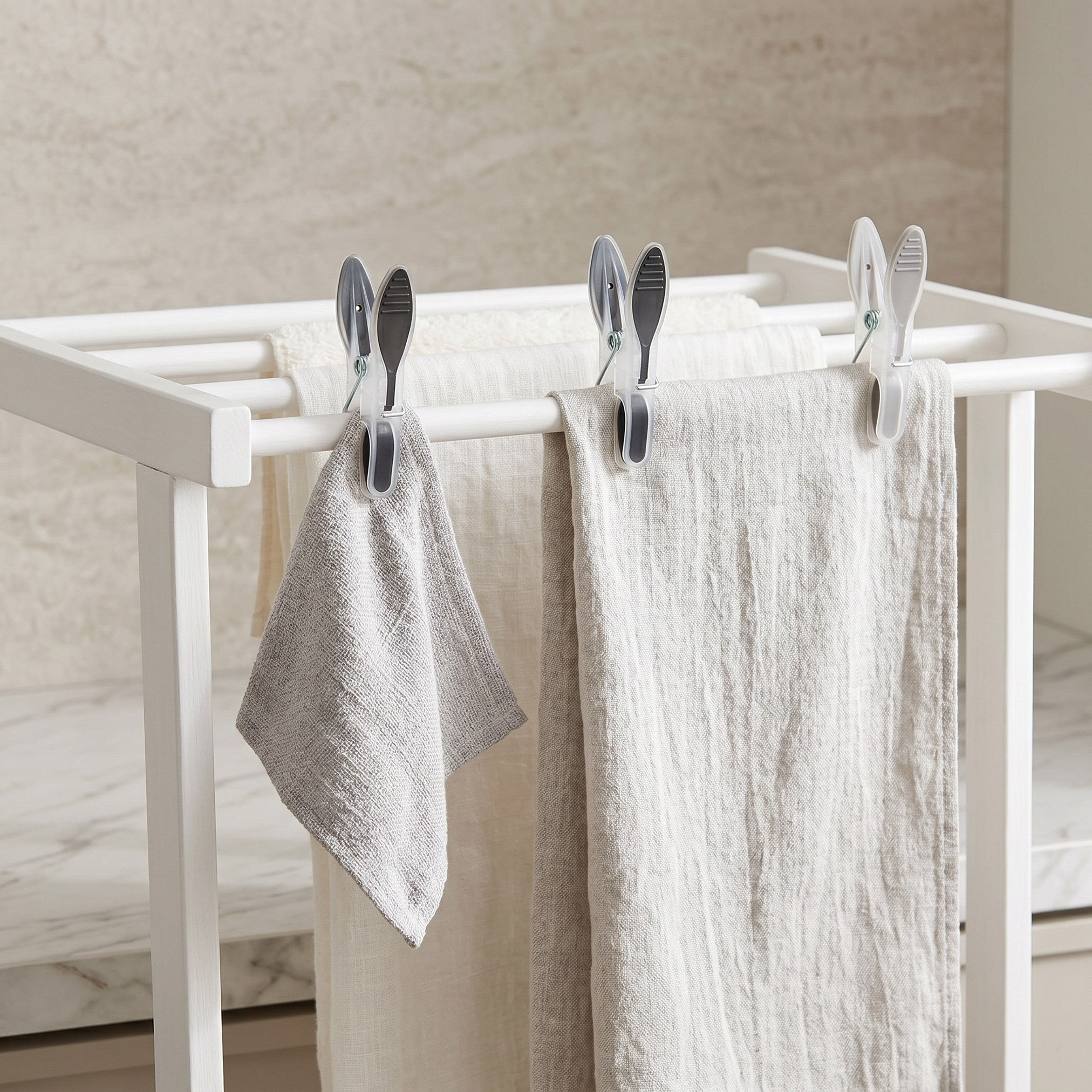 Primo 24-Piece Clothes Pegs Set - 8.3x1.7x3.6 cm-hbxhomeware-bathandlaundry-clothesdryingracks-image-3