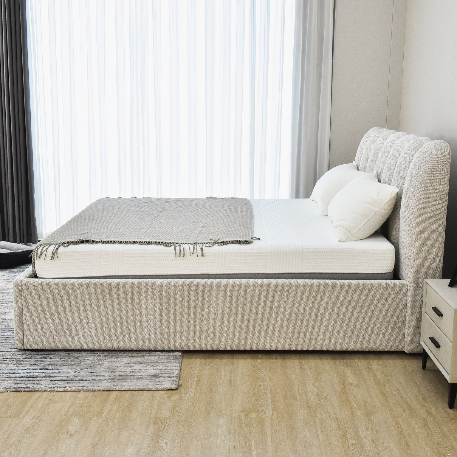 Hamburg Upholstered Hydraulic Storage King Bed - 180x200 cm-hbxfurniture-bedsandbedsets-beds-king-image-12