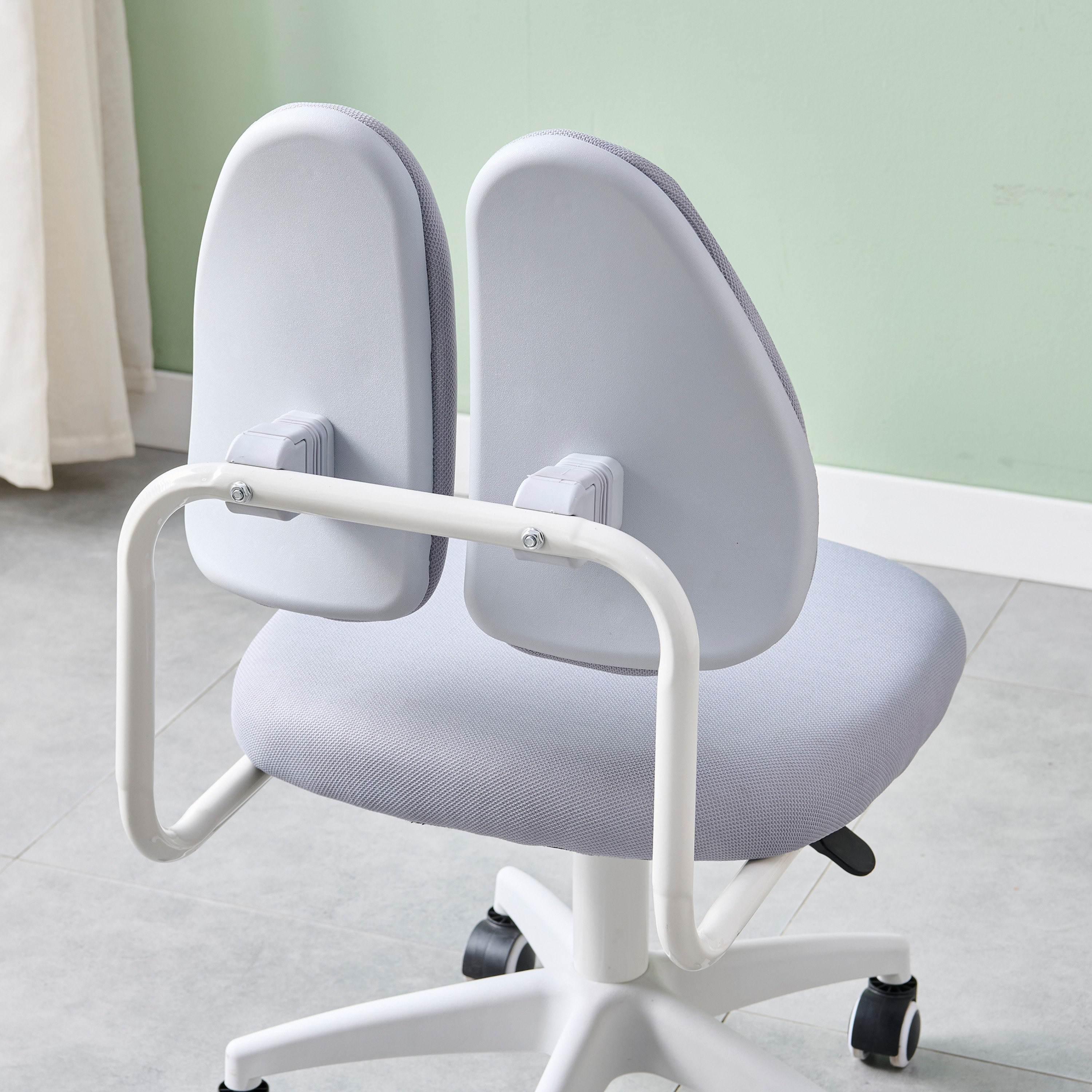 Miller Kids Chair-hbxfurniture-kidsroom-studychairs-image-6