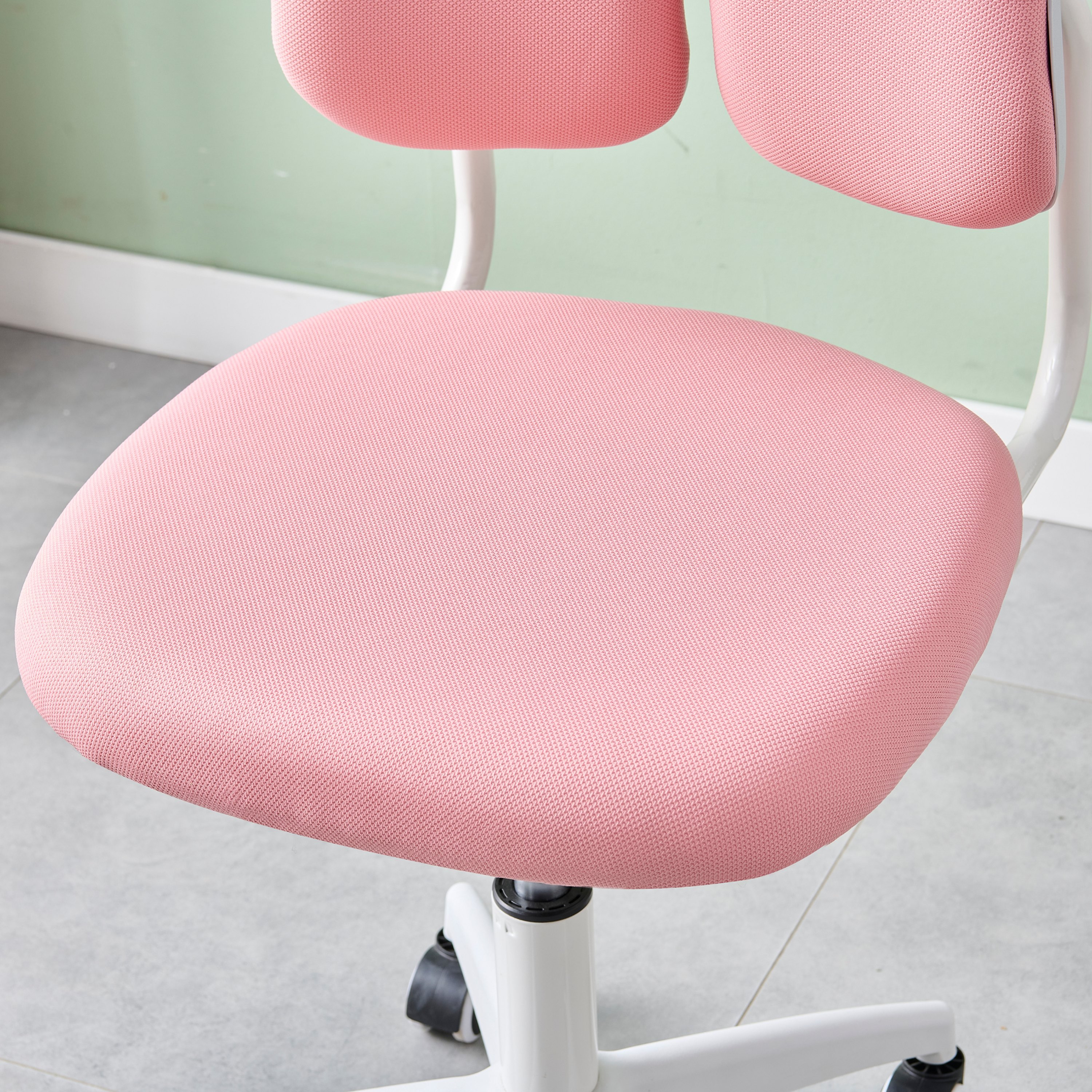 Miller Kids Chair-hbxfurniture-kidsroom-studychairs-image-3