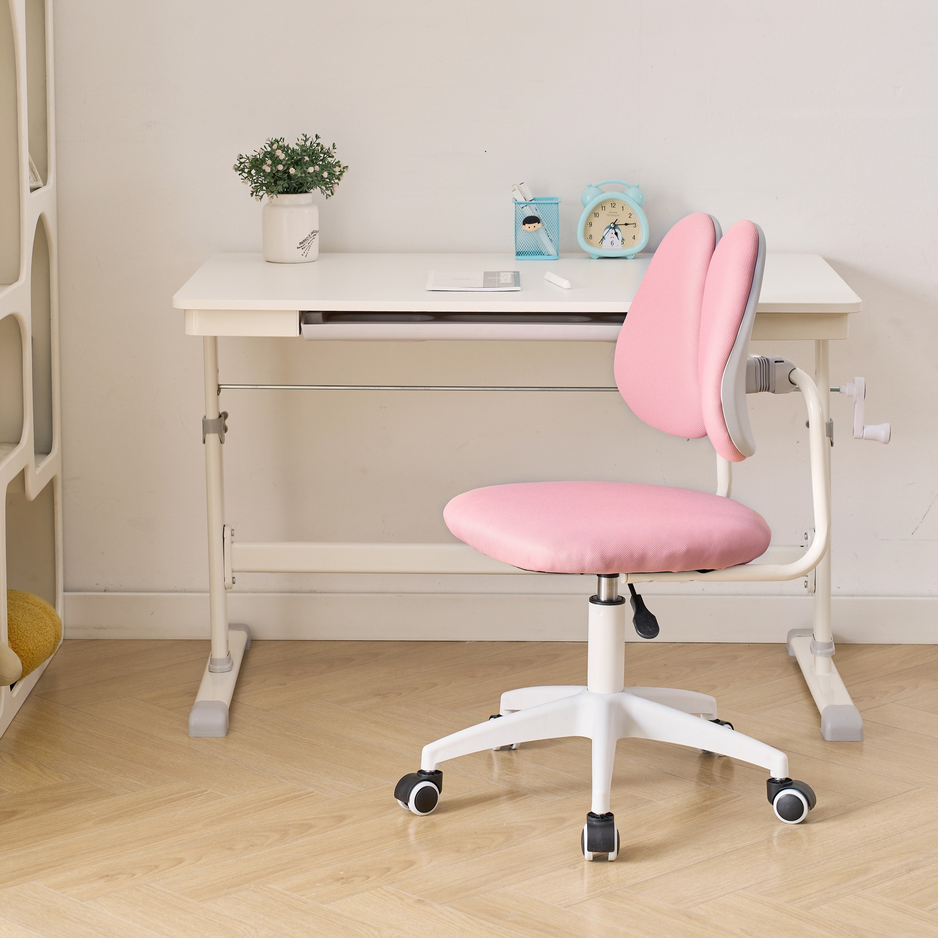 Miller Kids Chair-hbxfurniture-kidsroom-studychairs-image-7