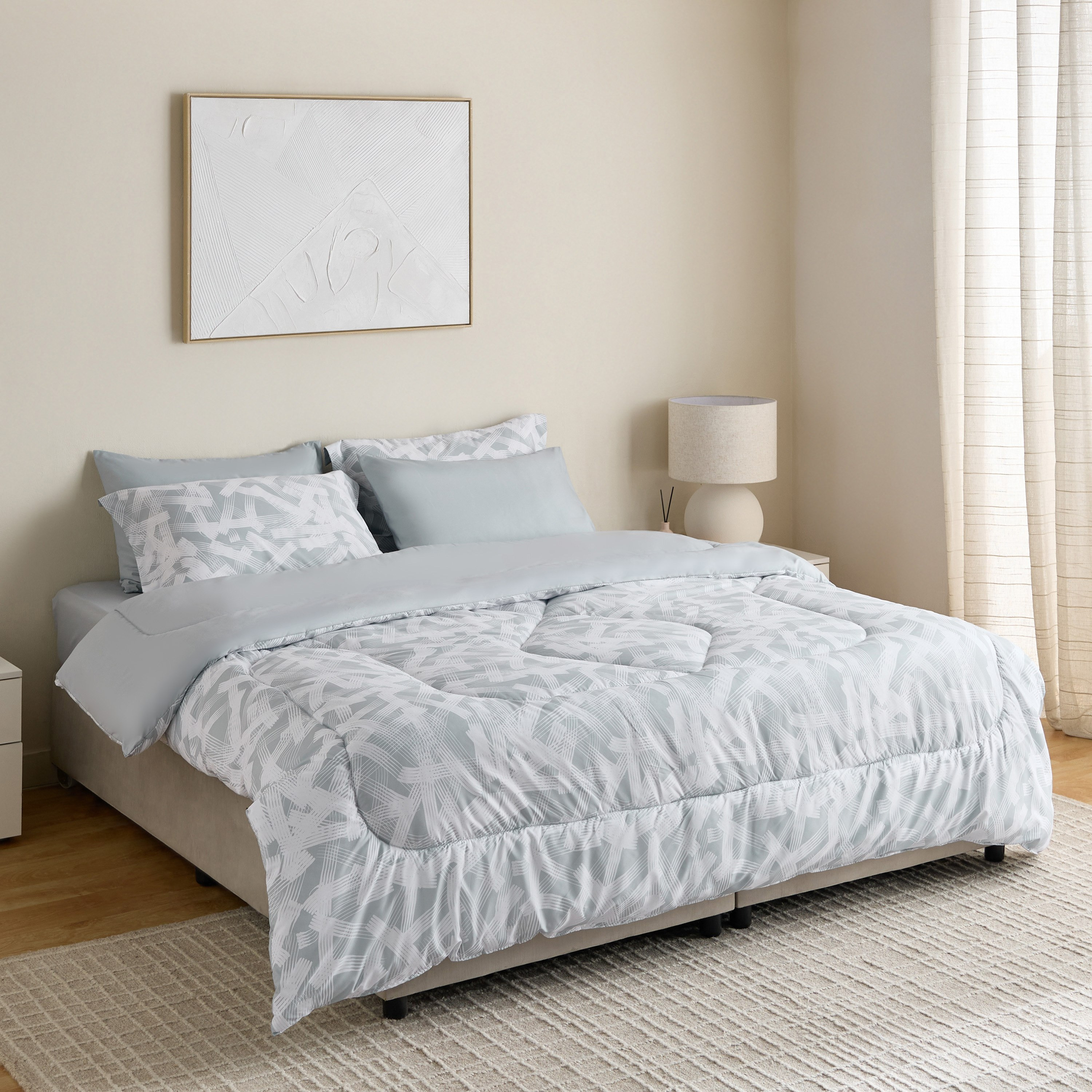 Hampton 6-Piece Overlay Microfiber Printed BIAB King Comforter Set - 220x240 cm-hbxhomeware-hbxbedroom-image-9