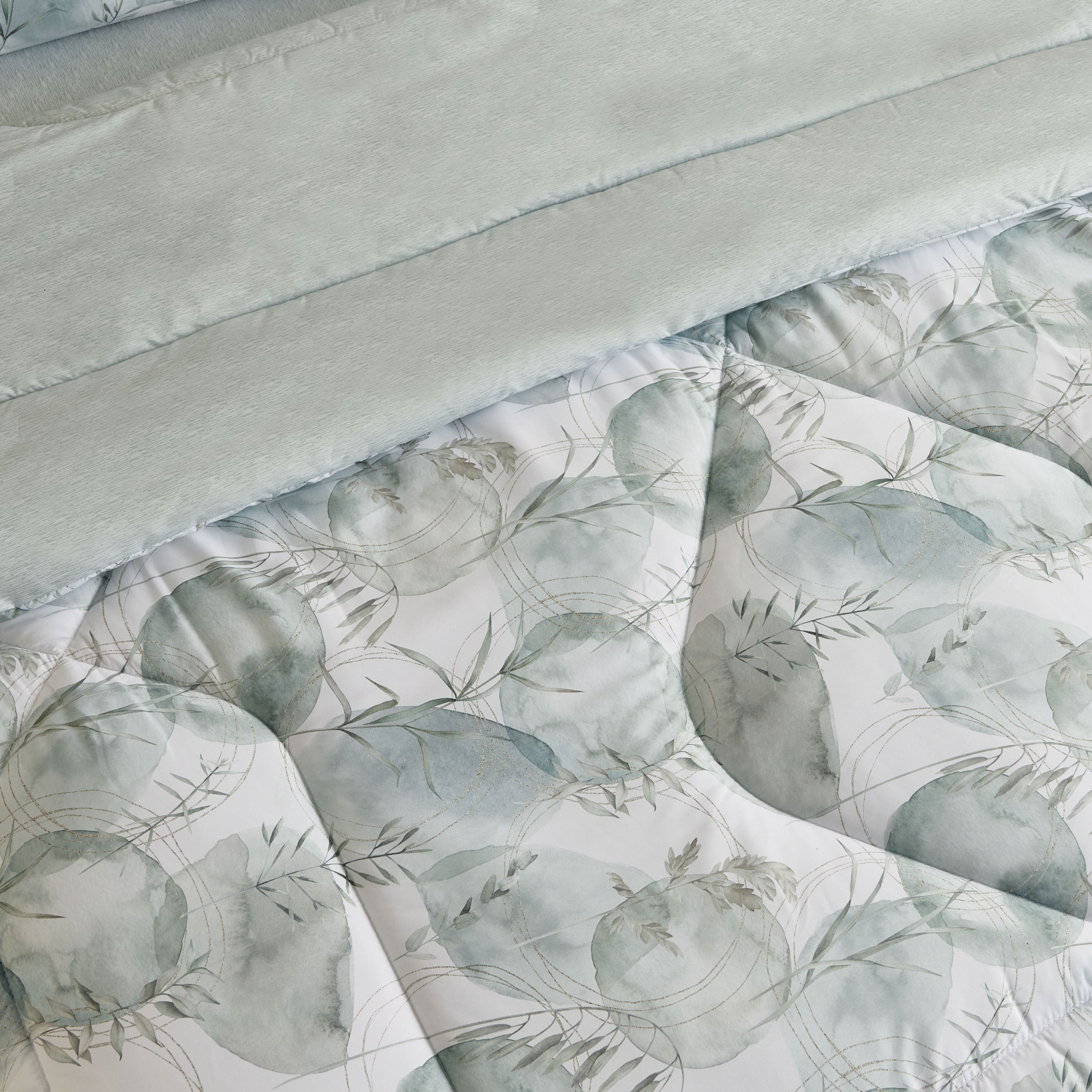Hampton Mistleaf Microfiber Printed BIAB 6-Piece King Comforter Set - 220x240 cm-hbxhomeware-hbxbedroom-image-4