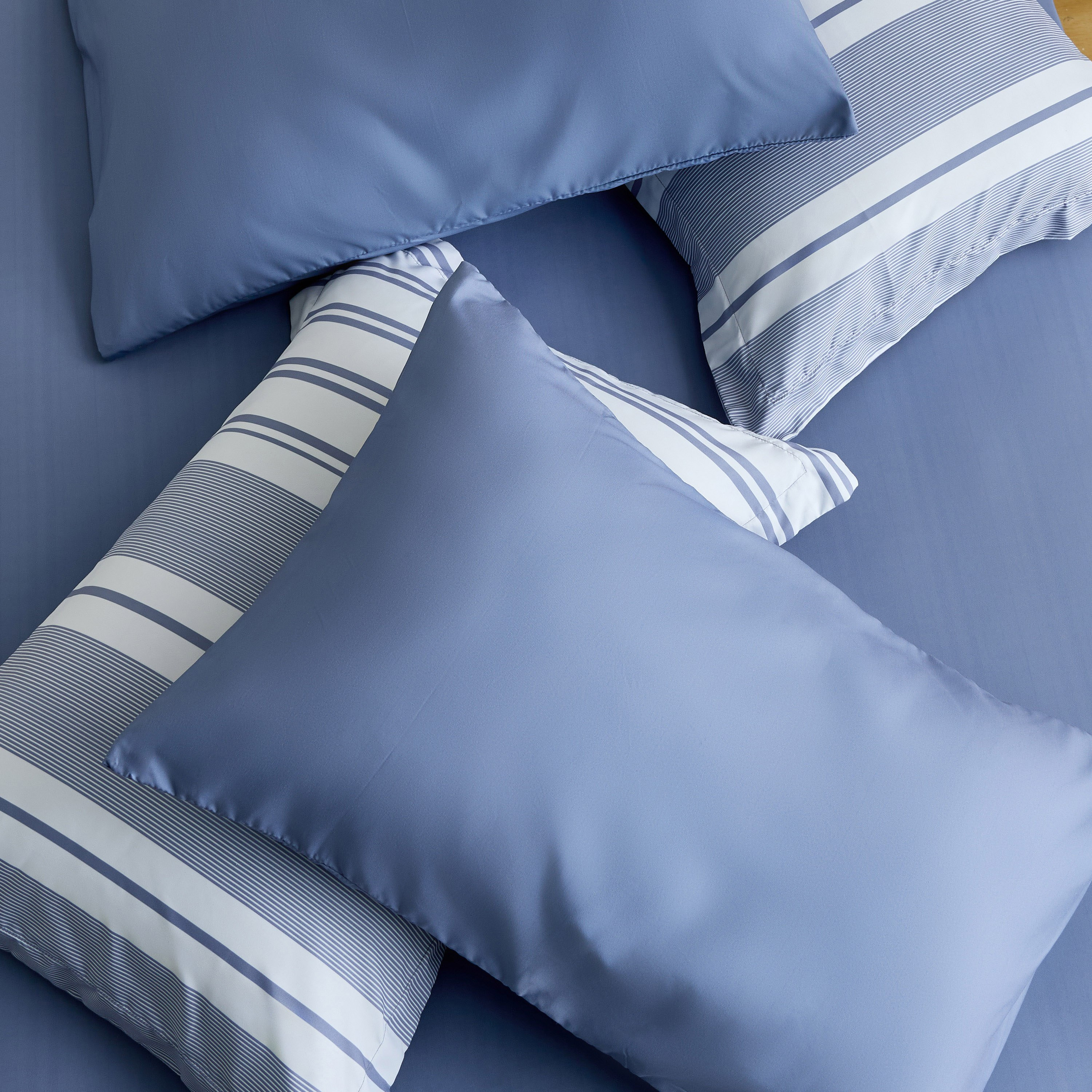 طقم لحاف توين بايب من الألياف الدقيقة بطبعات مخططة 6 قطع من هامبتون - 160x240 سم-hbxhomeware-hbxbedroom-image-5