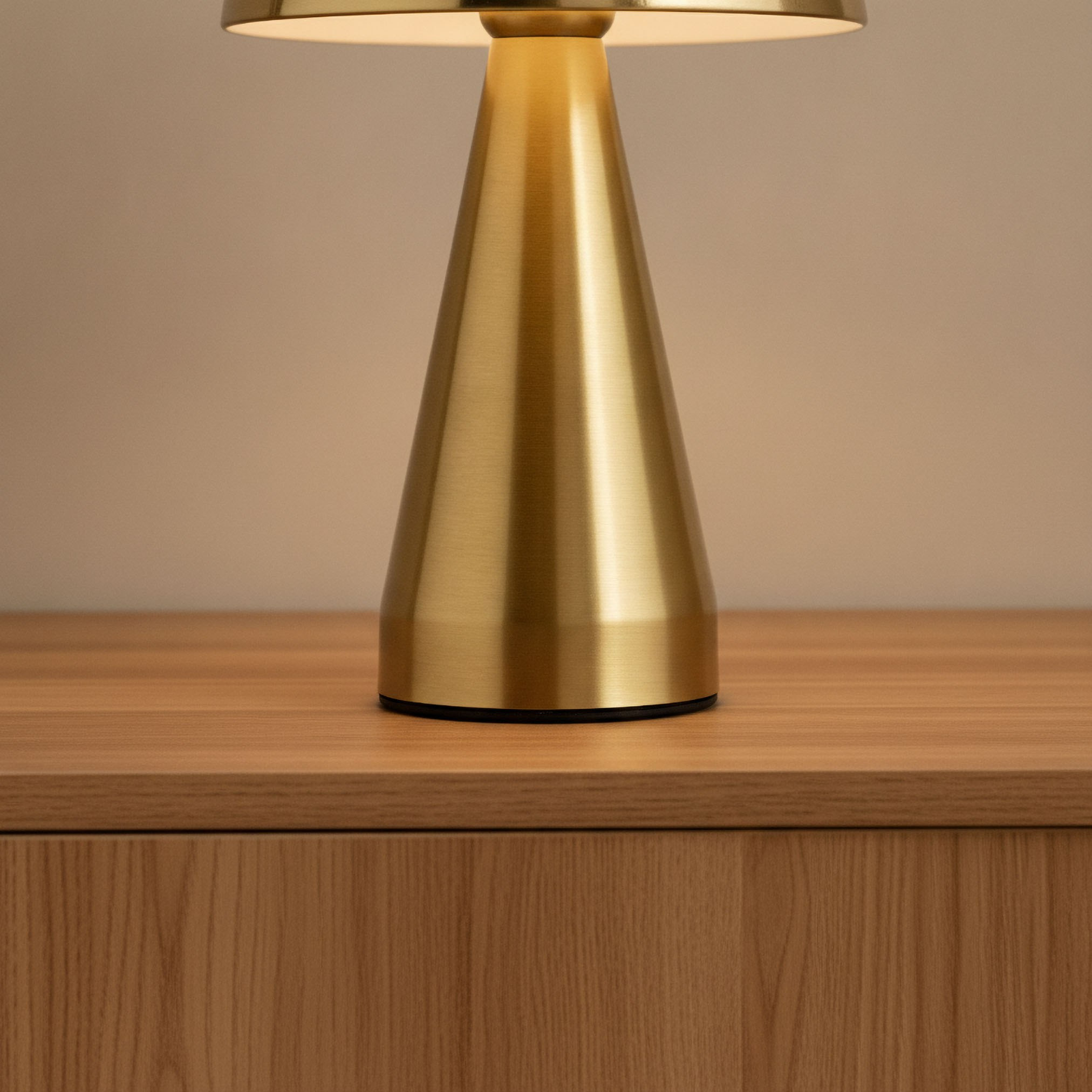 Arden 1200mAh Metal Touch Lamp Battery - 15.5x20 cm-hbxhomeware-hbxbedroom-image-4
