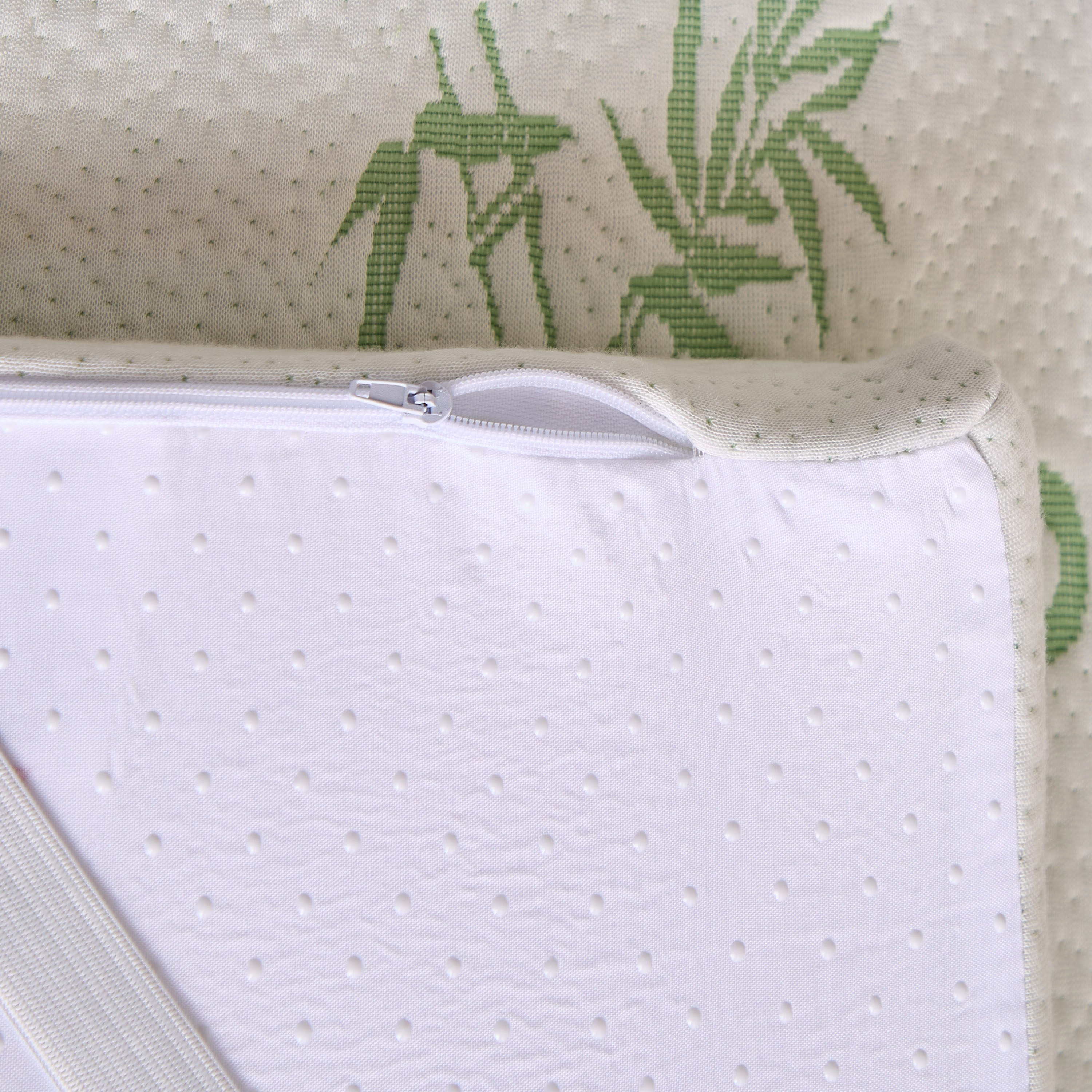 Bamboo Memory Foam Super King Mattress Topper - 200x200x4 cm-hbxhomeware-hbxbedroom-image-5