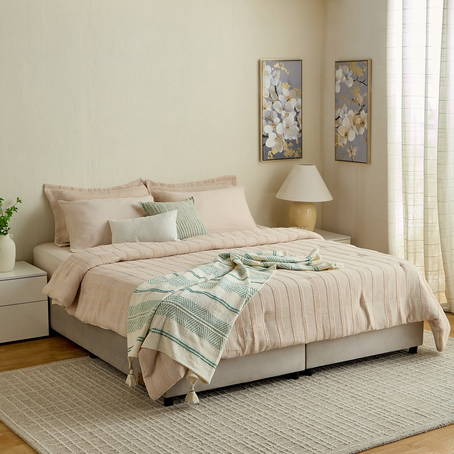 طقم لحاف جاكار مقاس كينج 7 قطع بنسيج وافل بارز من براكستون - 220×240 سم-hbxhomeware-hbxbedroom-image-10
