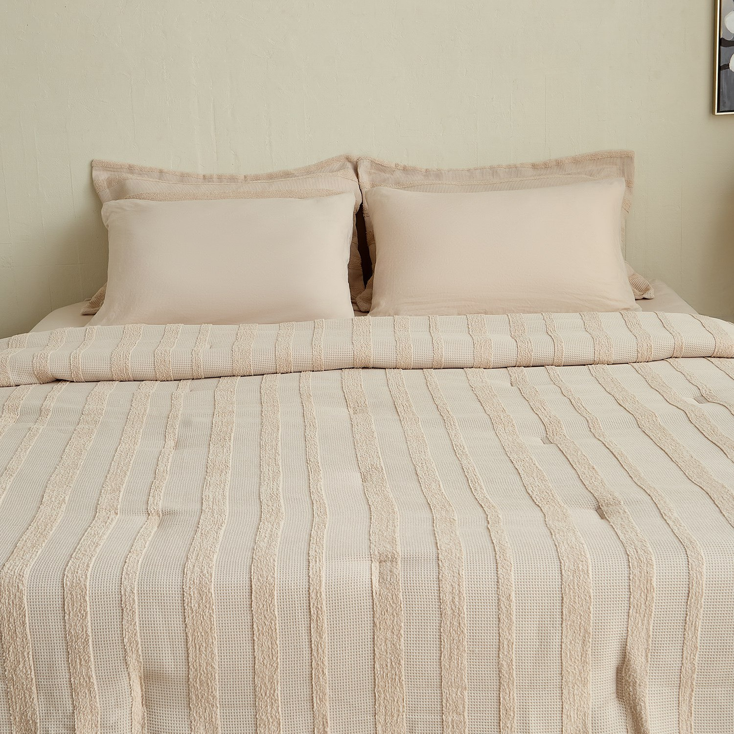 طقم لحاف جاكار مقاس كينج 7 قطع بنسيج وافل بارز من براكستون - 220×240 سم-hbxhomeware-hbxbedroom-image-2