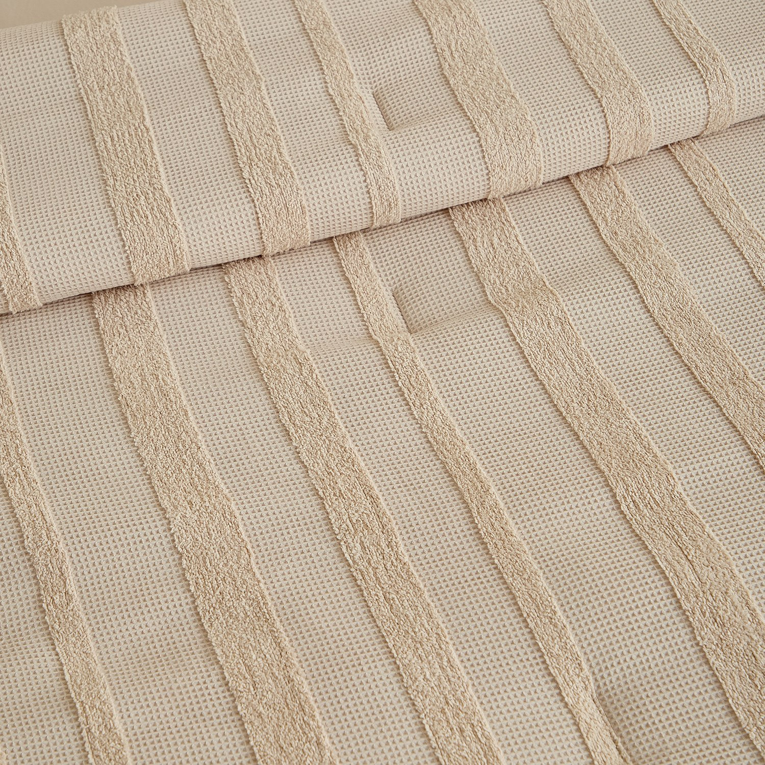 طقم لحاف جاكار مقاس كينج 7 قطع بنسيج وافل بارز من براكستون - 220×240 سم-hbxhomeware-hbxbedroom-image-3