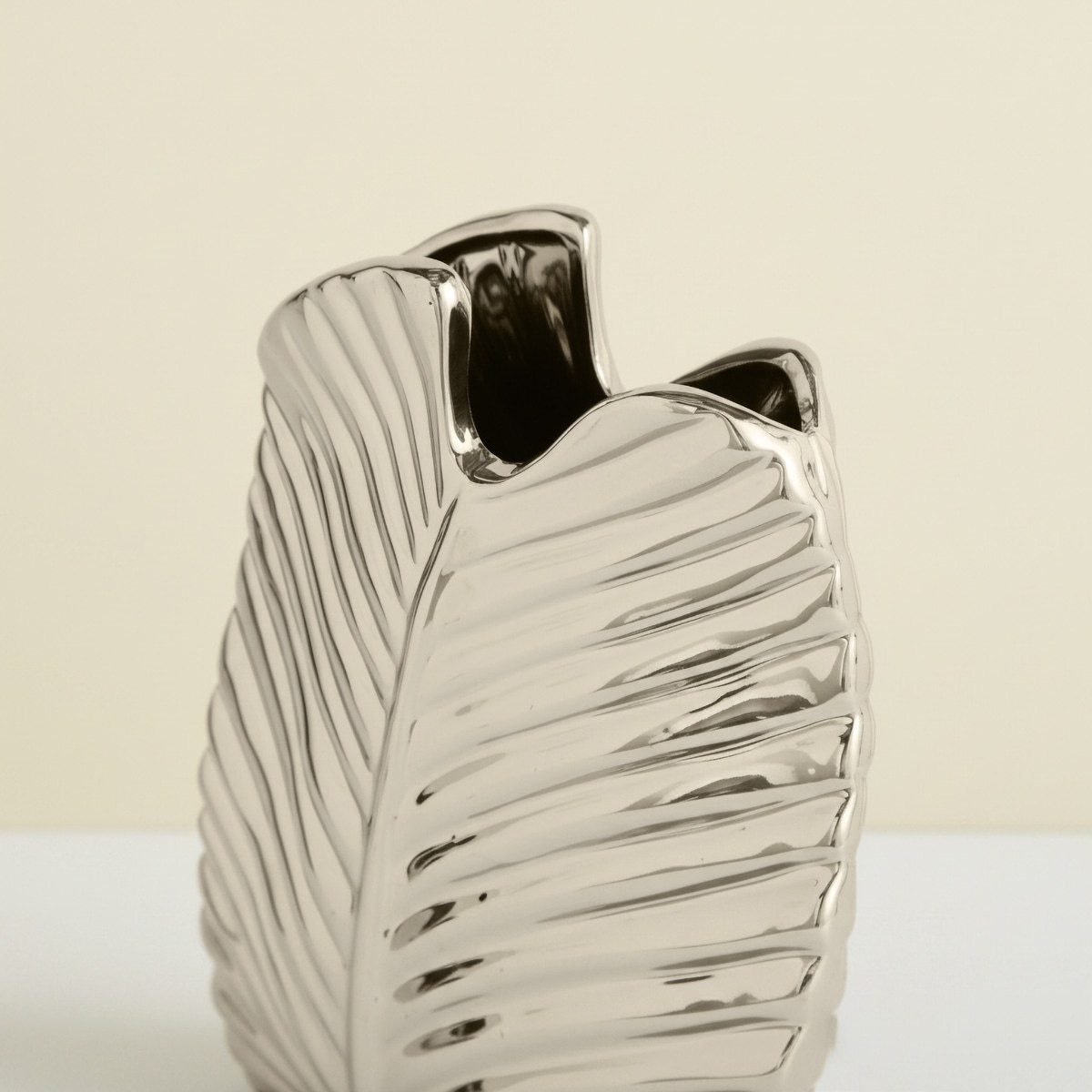 Sansa Dune Aurum Ceramic Decorative Leaf Vase - 23x9.5x38 cm-hbxbedroom-decorandaccessories-vases-image-2