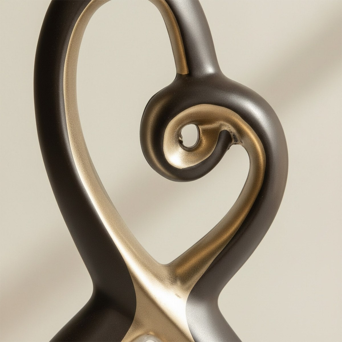 Casa Titany Premium Ceramic Accent - 18x6.5x38 cm-hbxhomeware-homedecor-figurinesandornaments-image-2