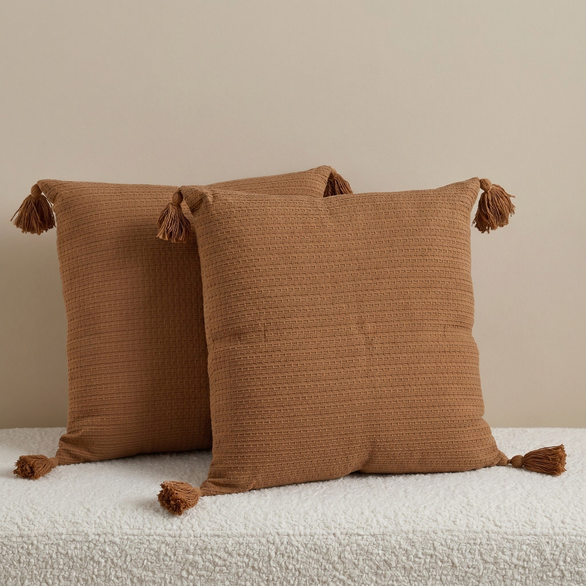 طقم وسائد قطن وافل قطعتين دوما من كوزي ديو - 50x50 سم-hbxlivingroom-furnishings-cushionsandcovers-filledcushions-image-1