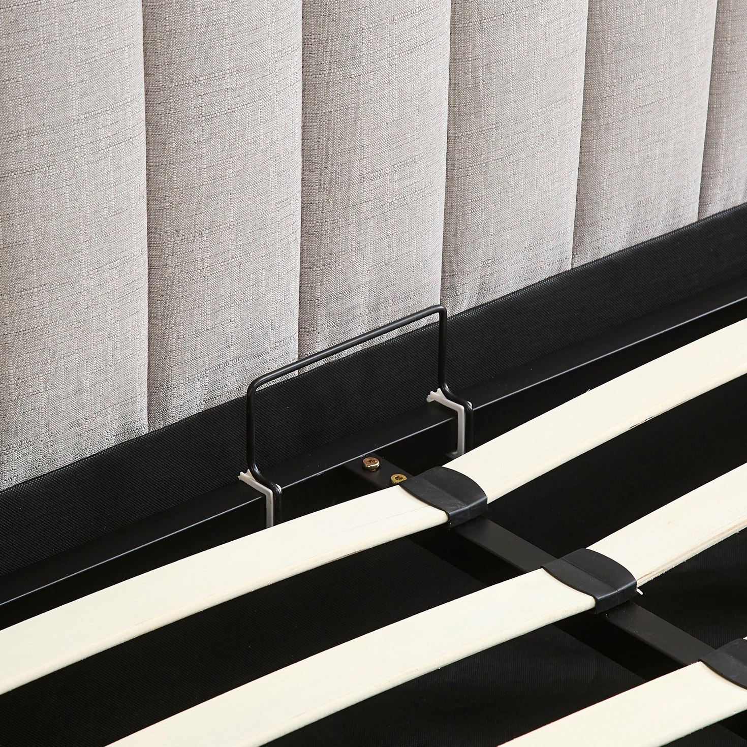 Movo Lasero Hydraulic Storage Upholstered Queen Bed - 160x200 cm-hbxbedroom-bedsandbedsets-beds-queen-image-3