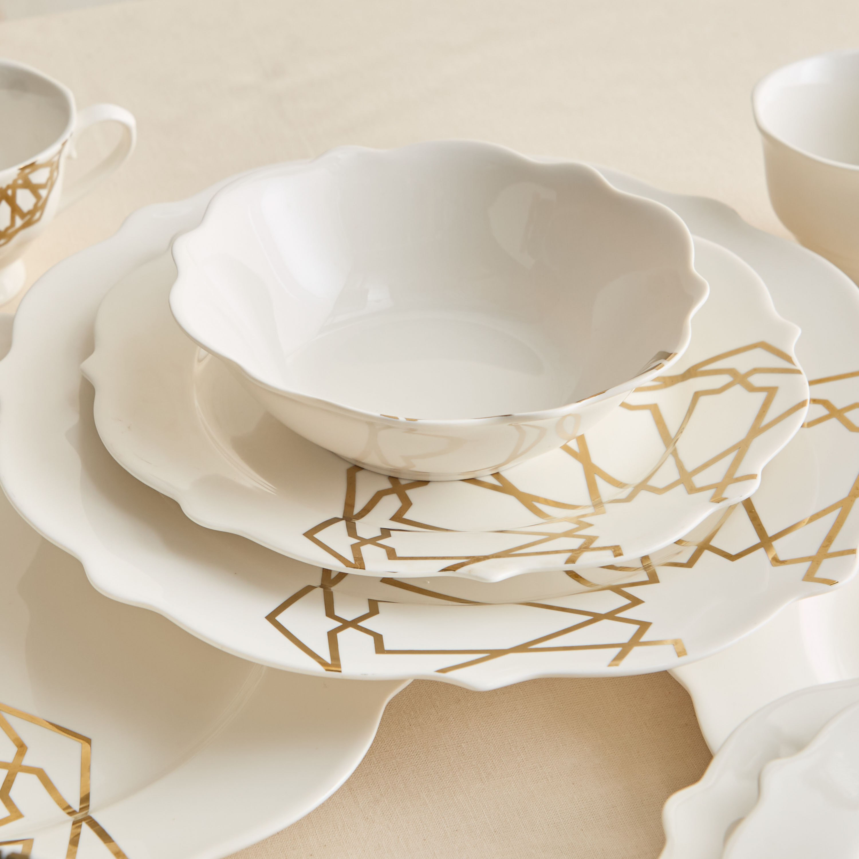 Premia 20-Piece New Bone China Dinner Set - Serves 4-hbxdiningroom-tabletop-dinnersets-image-3