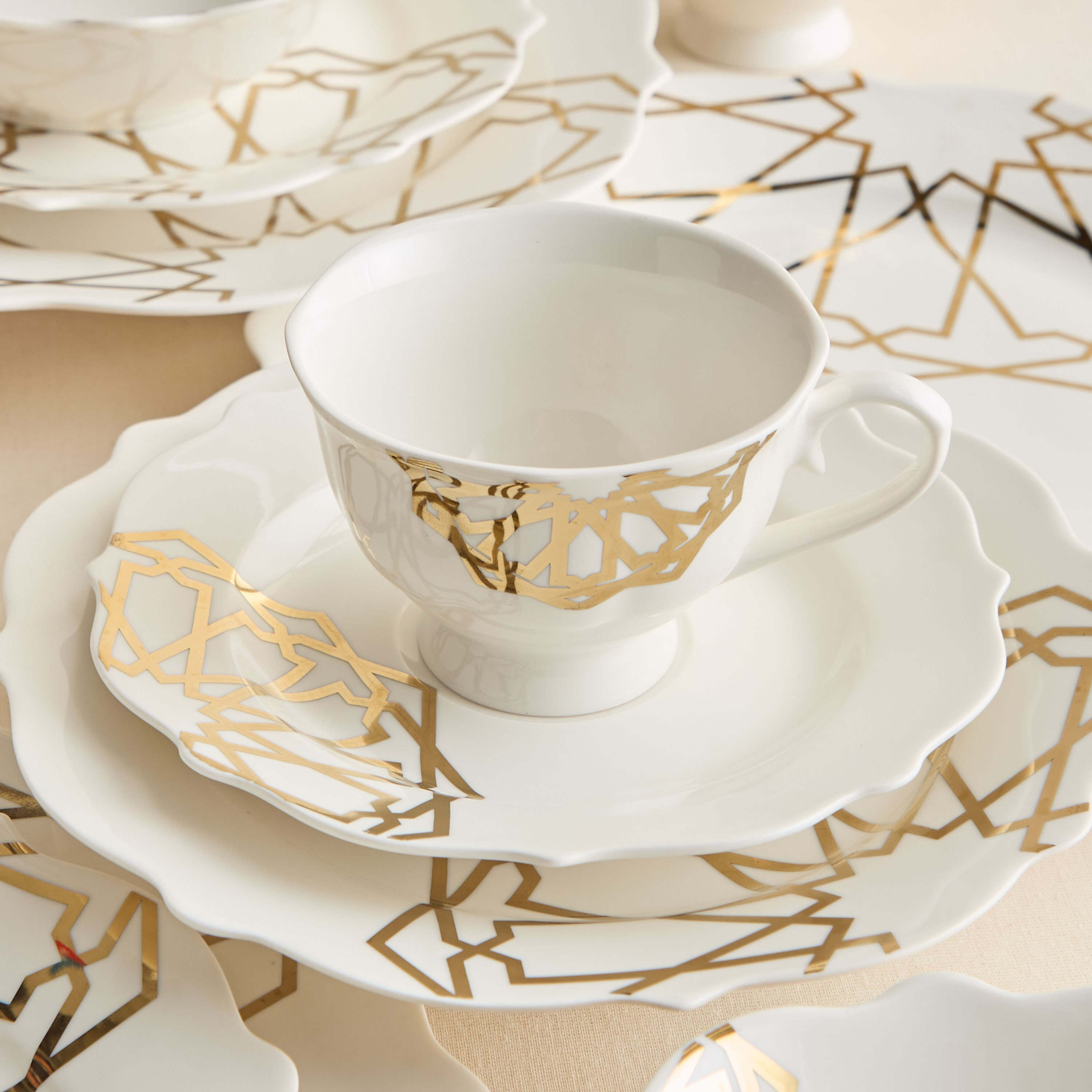 Premia 20-Piece New Bone China Dinner Set - Serves 4-hbxdiningroom-tabletop-dinnersets-image-4