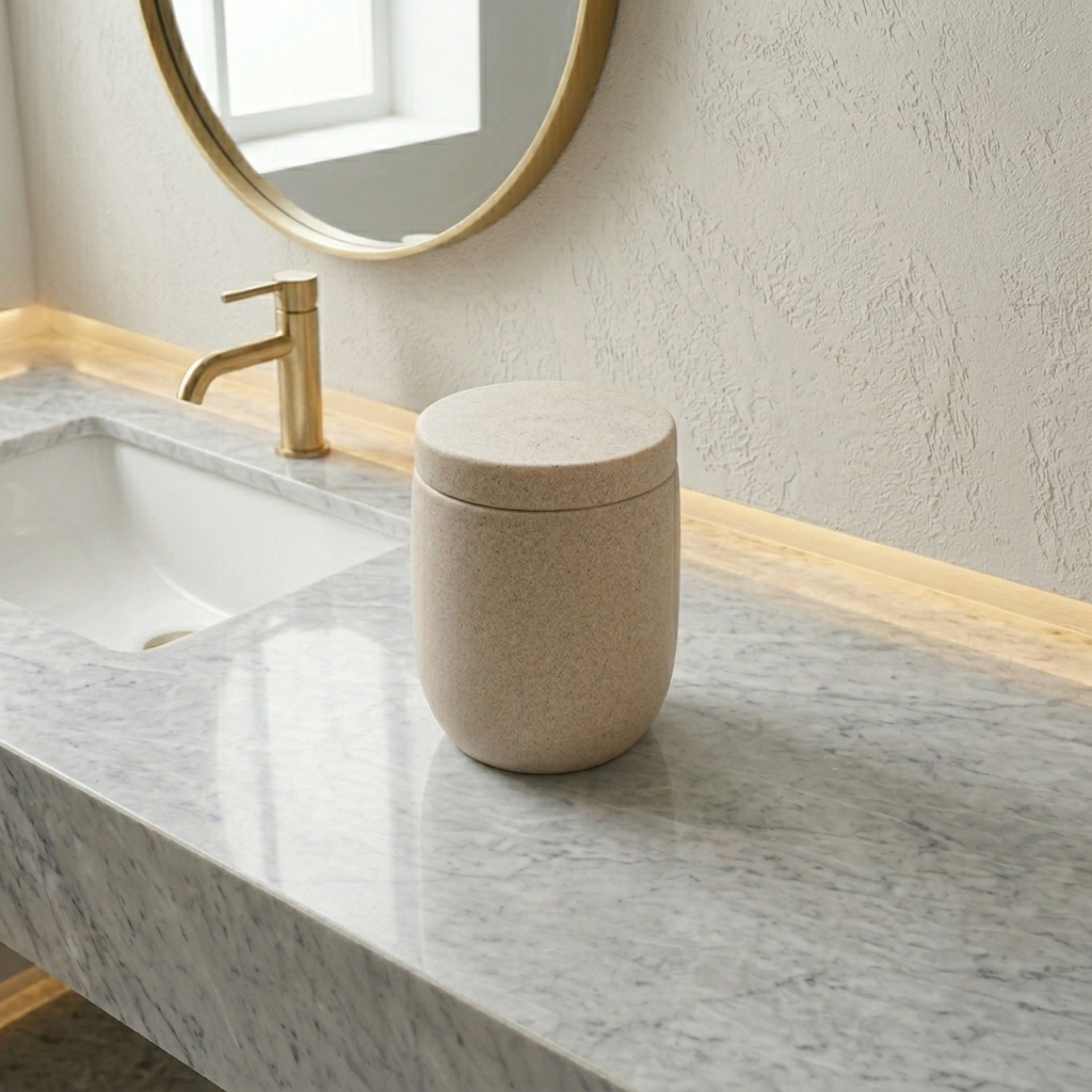 Elara Resin Cotton Jar-hbxhomeware-bathandlaundry-tissueboxesandcottonjars-image-1