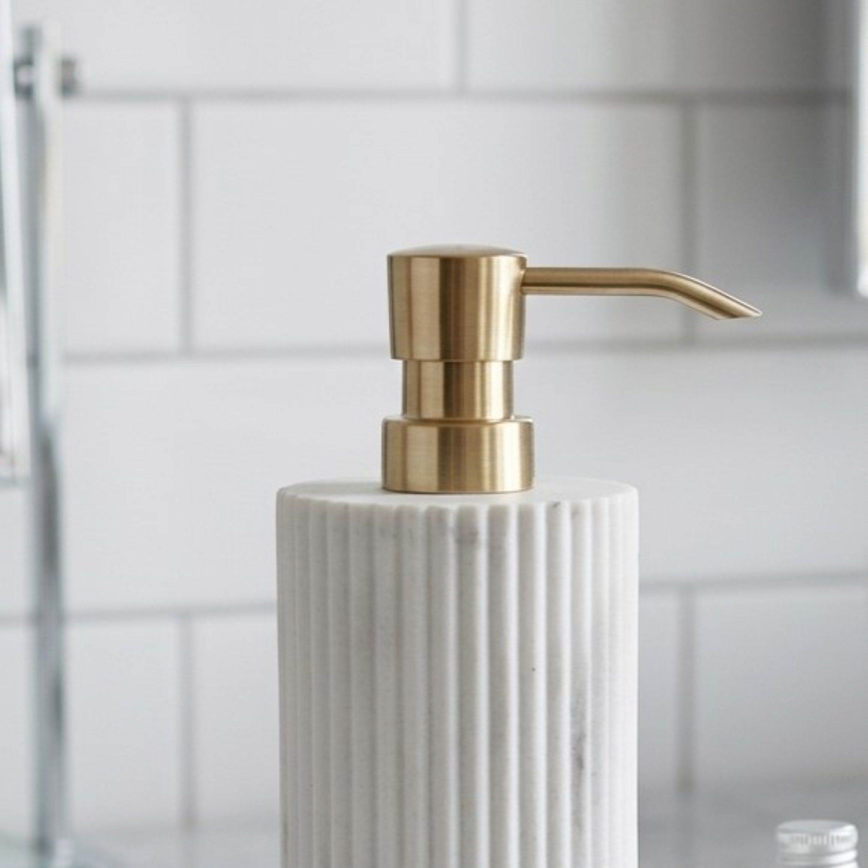 Arctic Resin Soap Dispenser-hbxhomeware-hbxbathroom-image-2