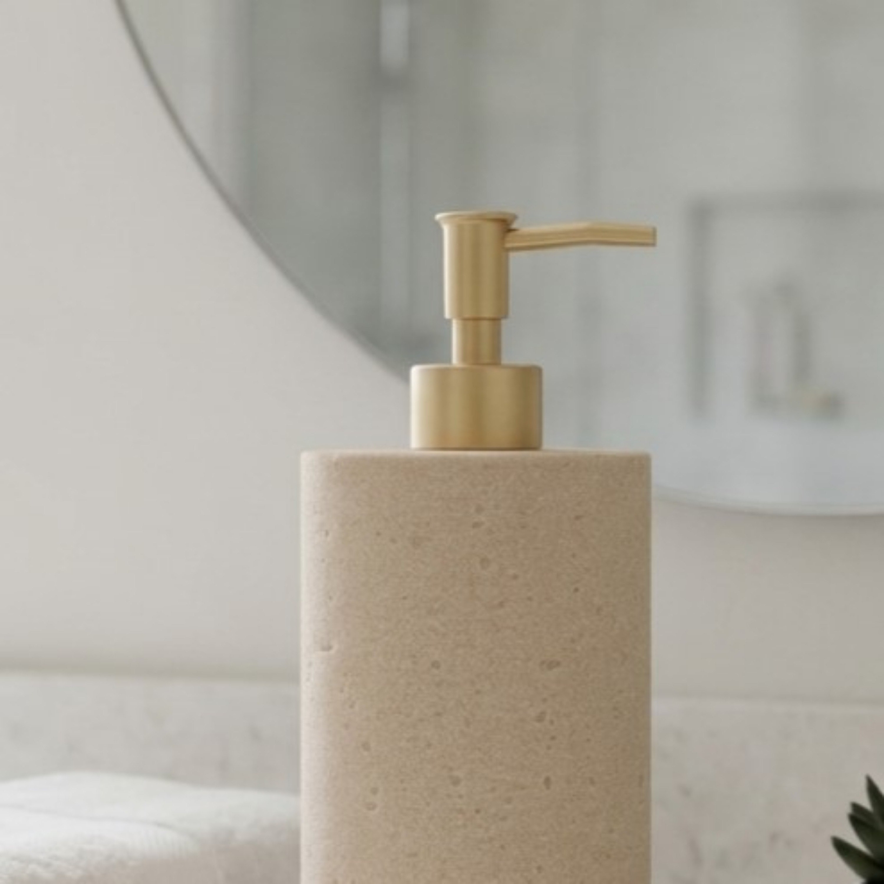 Avant Resin Large Soap Dispenser-hbxhomeware-hbxbathroom-image-2
