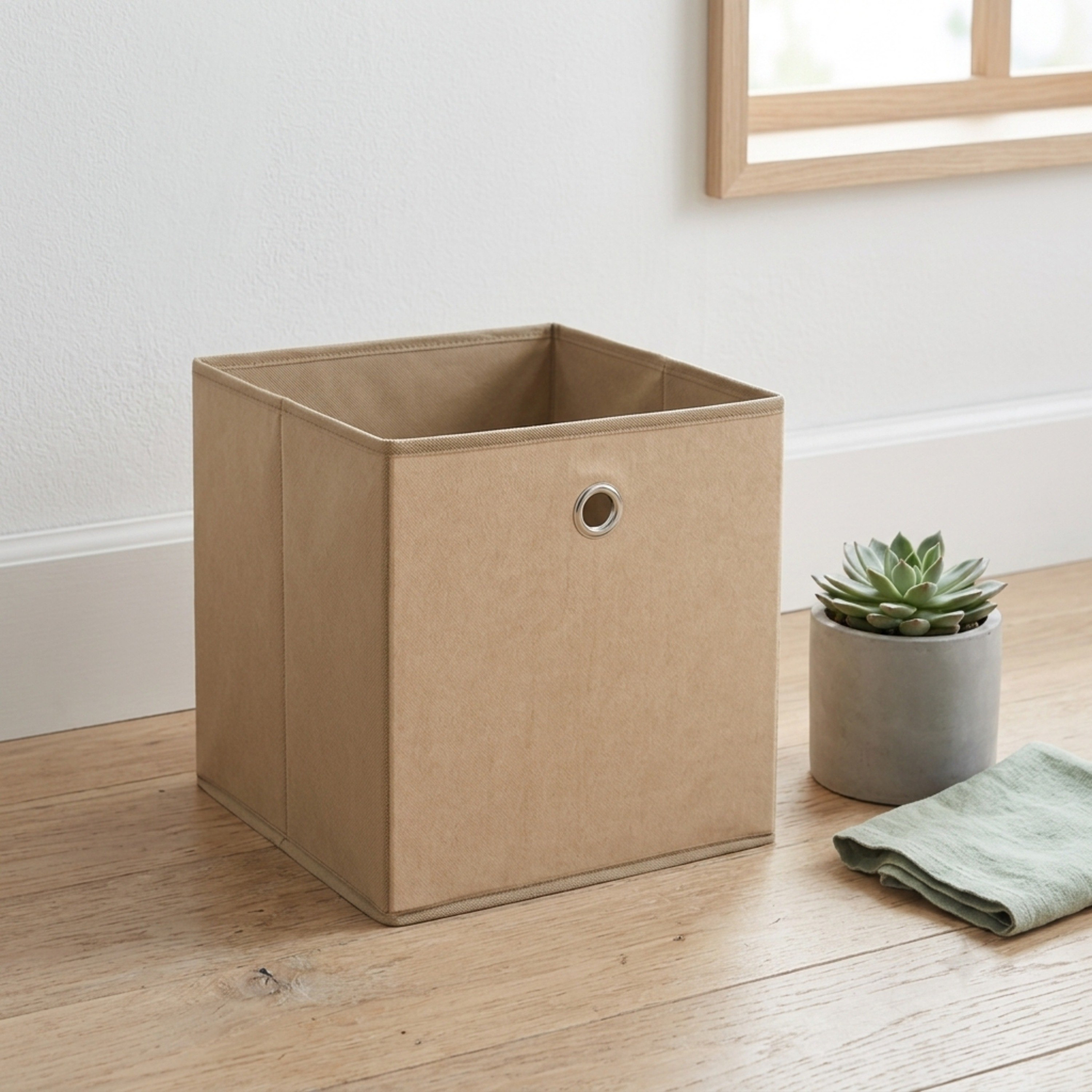 Mio Velvet Cube Box - 32x33x32 cm-hbxbedroom-bedroomaccessories-bedroomstorage-image-1
