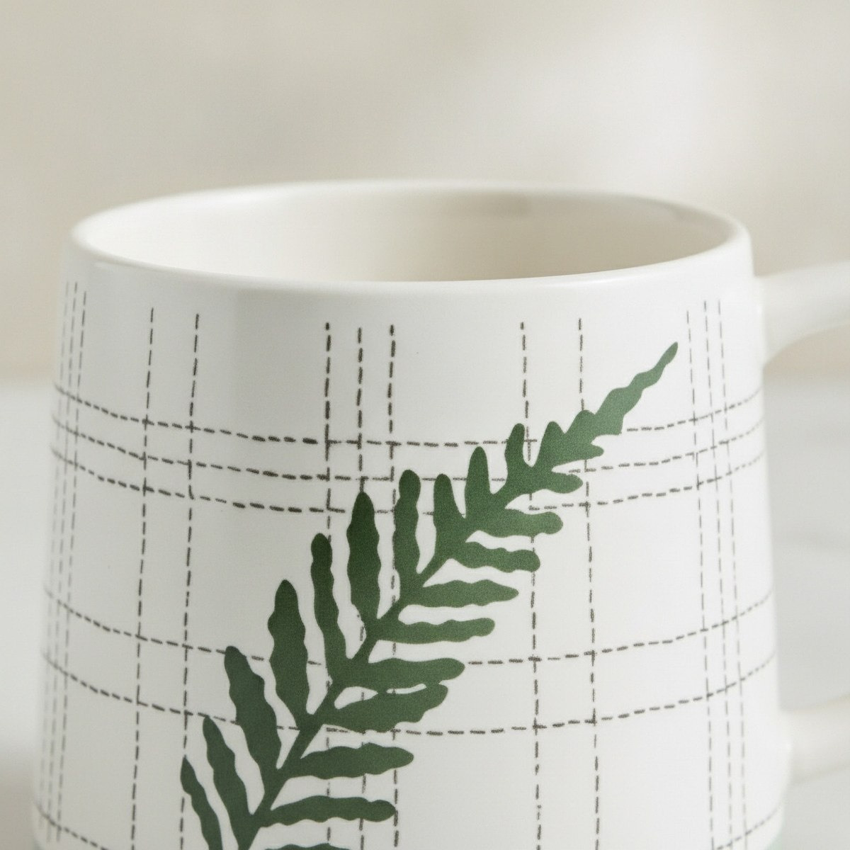 Susan Fern Mug - 380 ml-hbxdecorandfurnishings-tabletop-coffeeandteasets-image-2