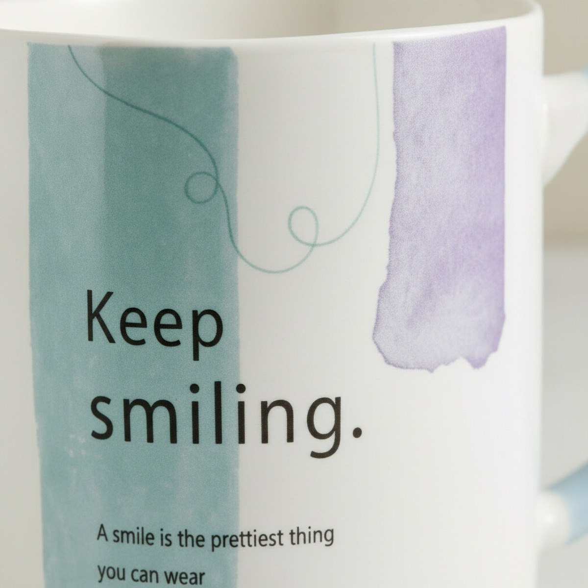Susan Keep Smiling Mug - 385 ml-hbxdecorandfurnishings-tabletop-coffeeandteasets-image-2