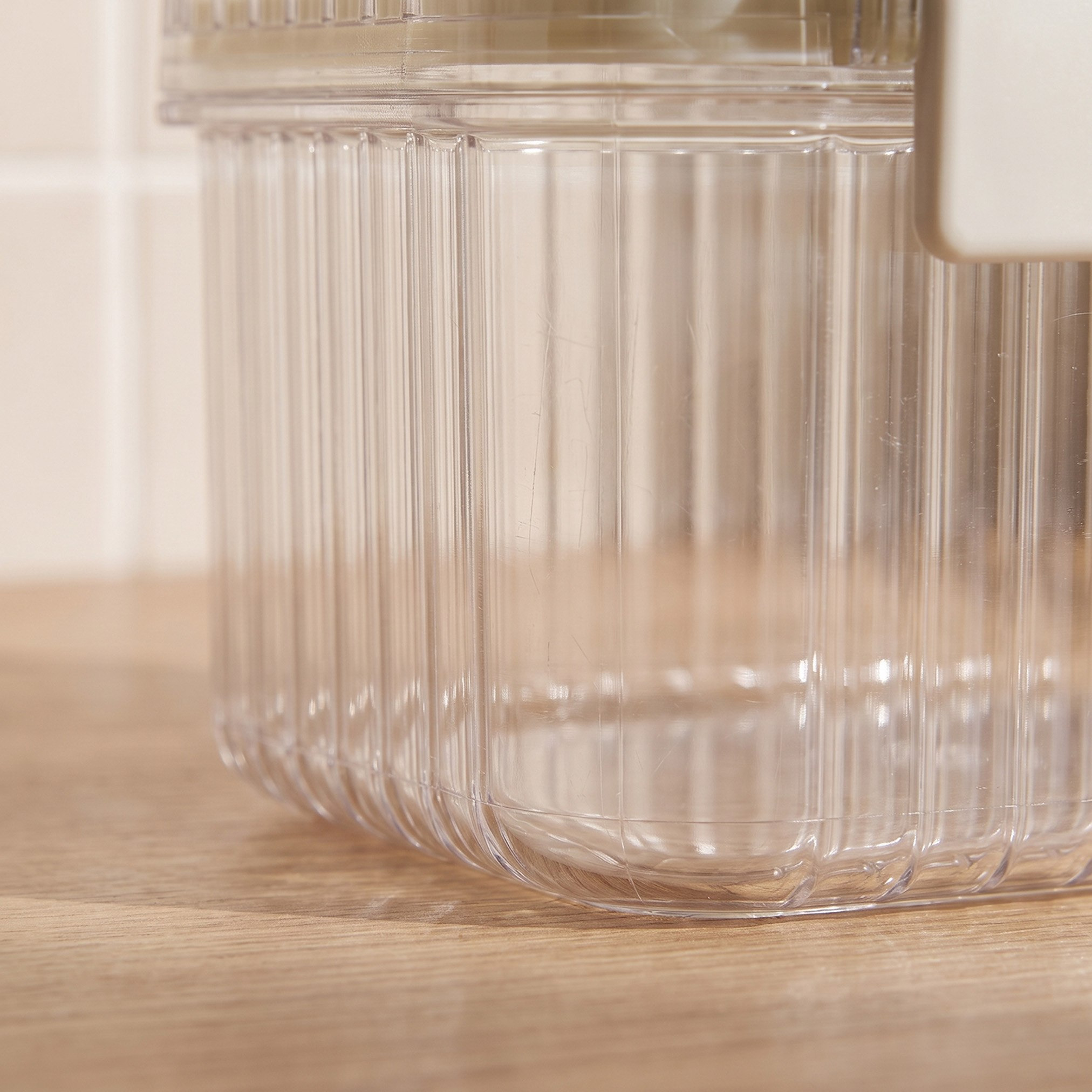 Flute Lock N Lock Container - 460 ml-hbxhomeware-kitchenware-containersandjars-image-4