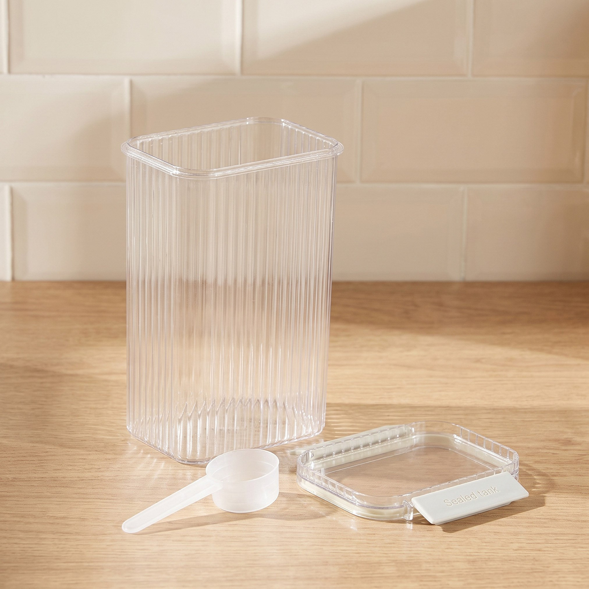 Flute Lock N Lock Container - 1.8 L-hbxhomeware-kitchenware-containersandjars-image-2